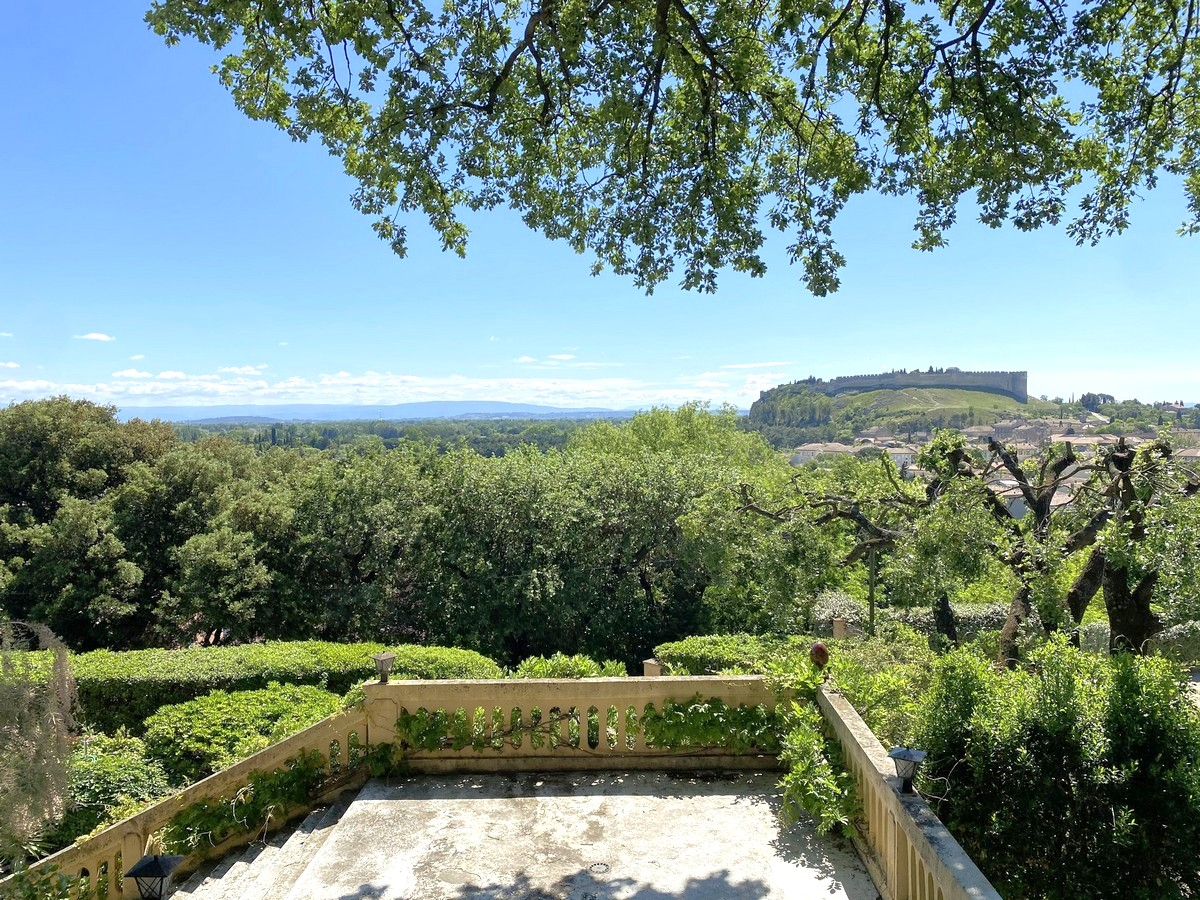 Photo VILLENEUVE LES AVIGNON - Maison de charme avec vue panoramique image 4/6