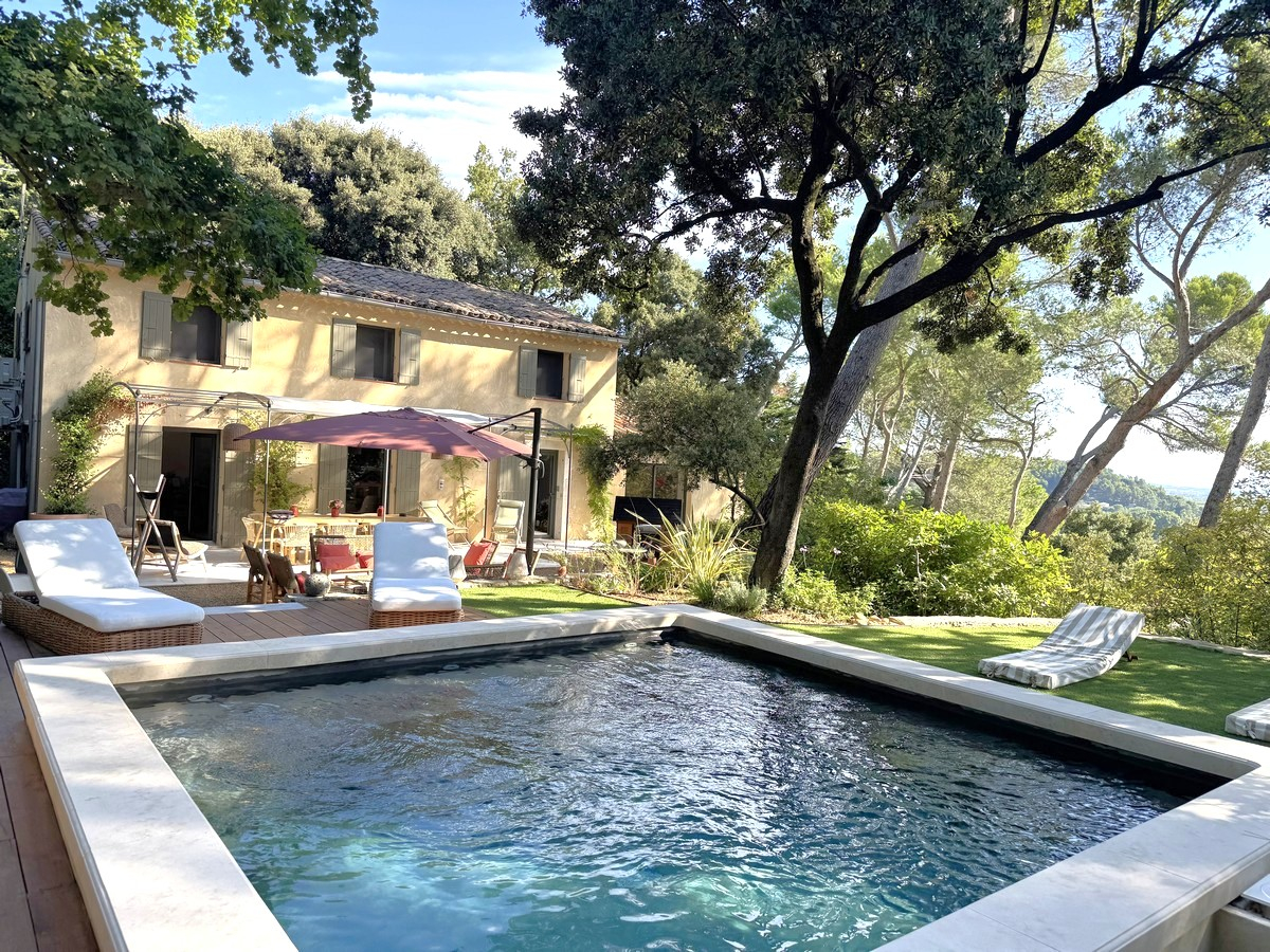 Agence immobilière de SARL CARDINAL - VILLENEUVE LES AVIGNON