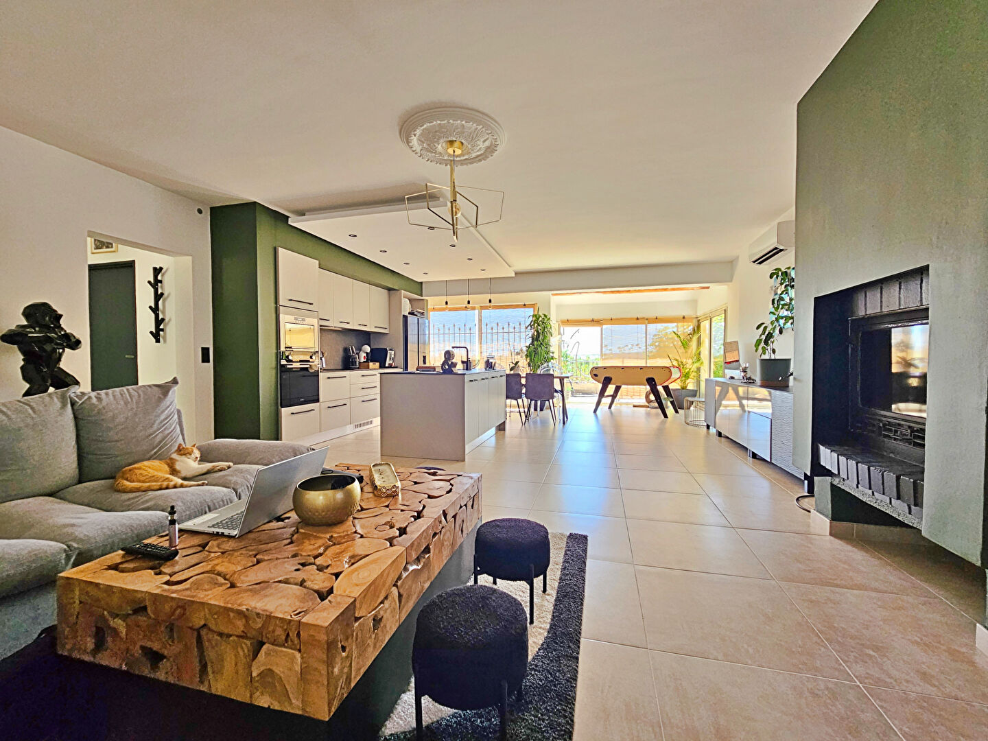 Agence immobilière de SARL CARDINAL - VILLENEUVE LES AVIGNON - CARDINAL - LES ANGLES