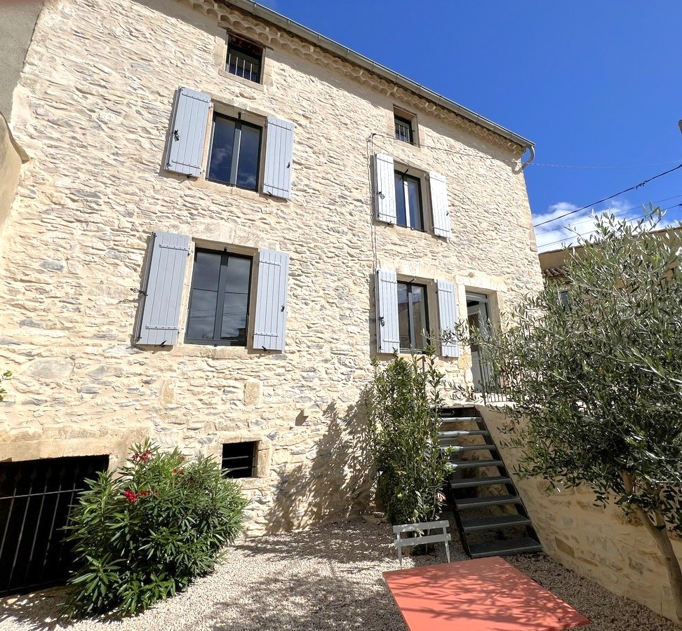 Agence immobilière de SARL CARDINAL - VILLENEUVE LES AVIGNON