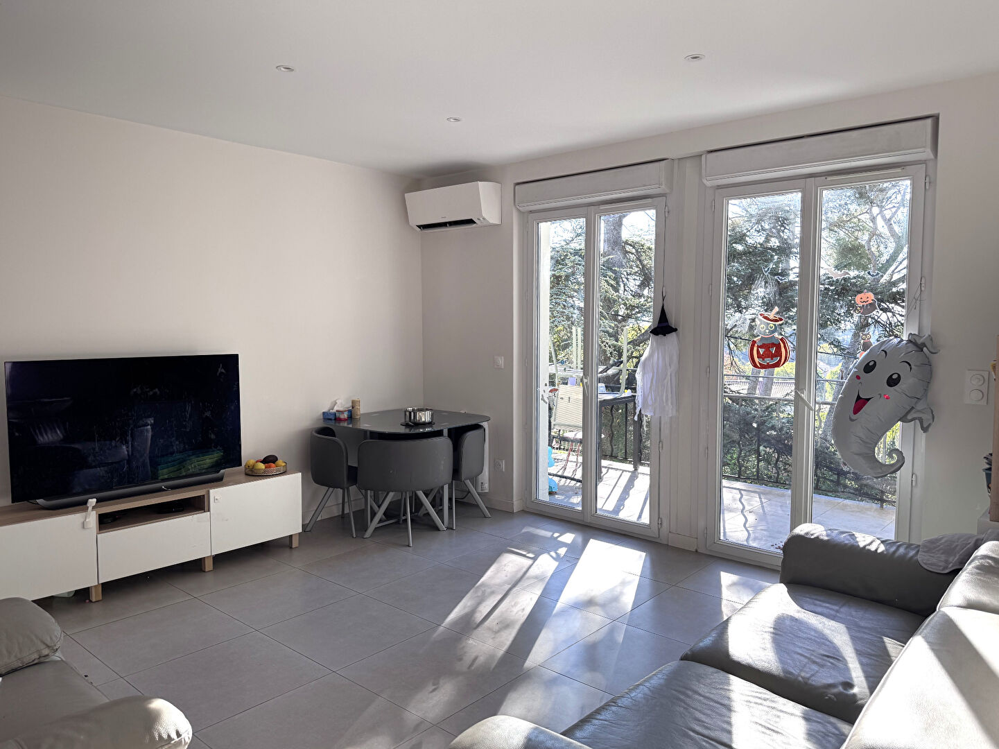 Photo Appartement Villeneuve Les Avignon 4 pièces 67 m2 avec terrasse et jardin image 4/6