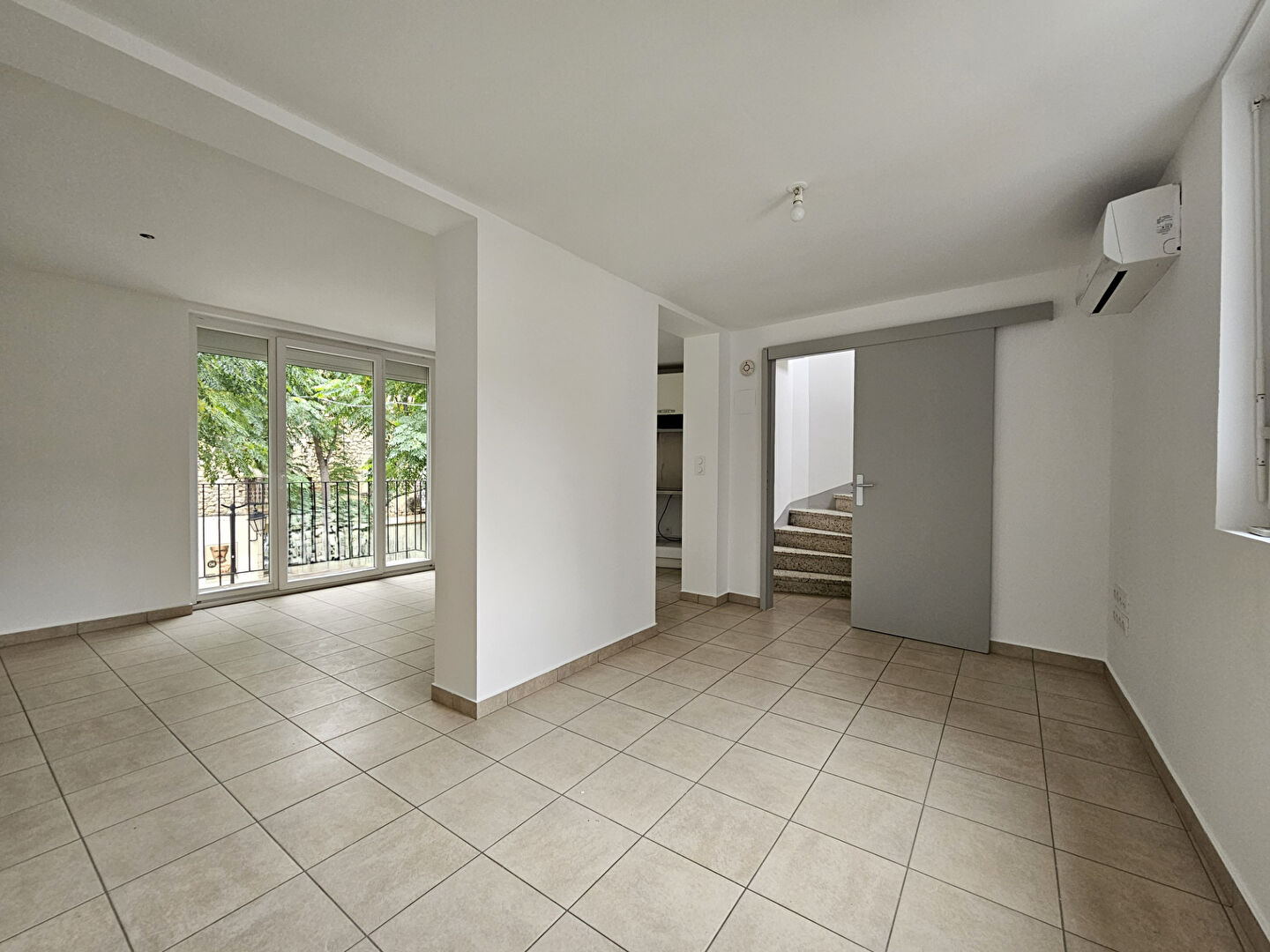 Photo Appartement Aramon 2 pièce(s) 55 m2 image 1/6