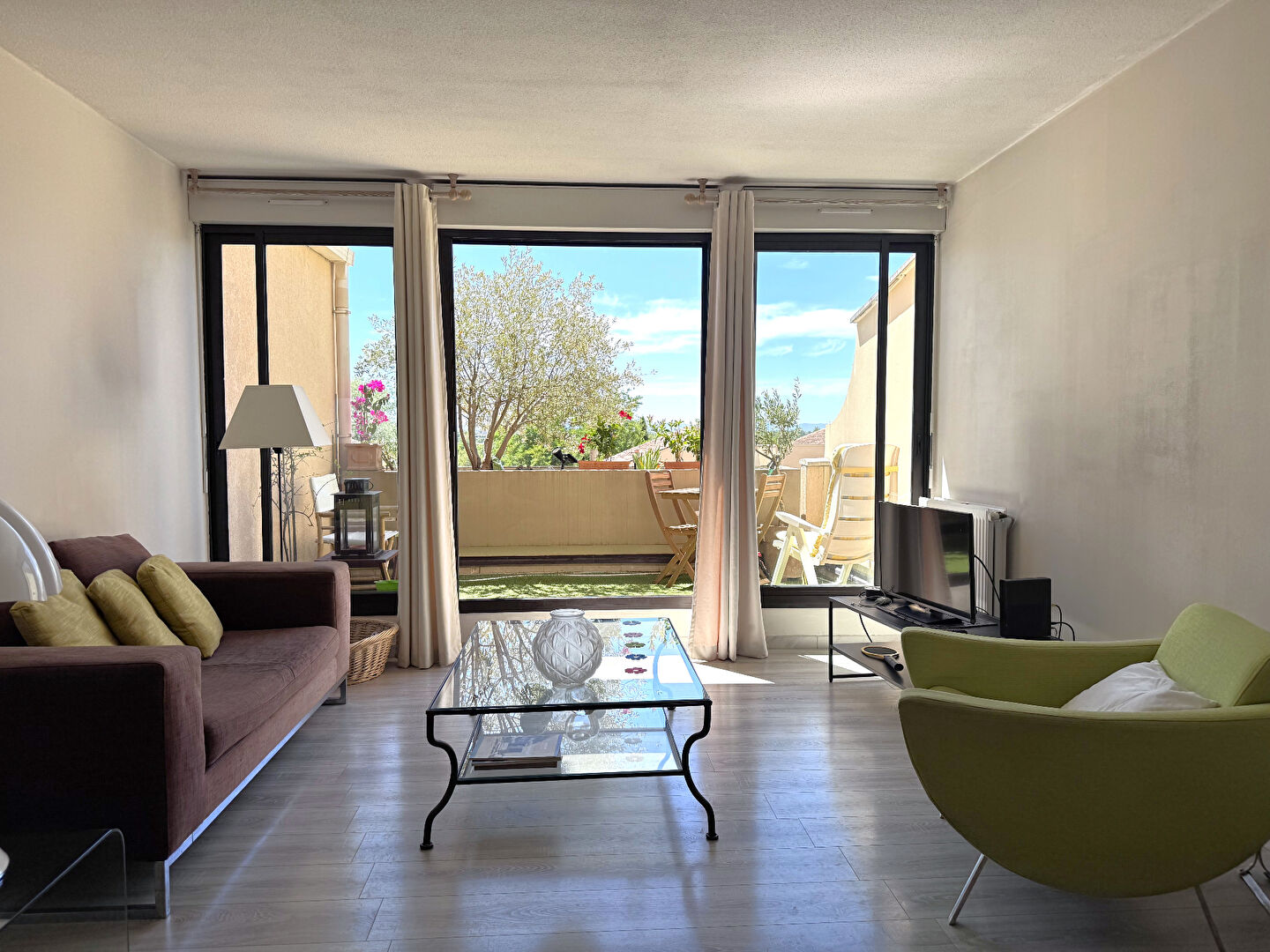 Agence immobilière de SARL CARDINAL - VILLENEUVE LES AVIGNON