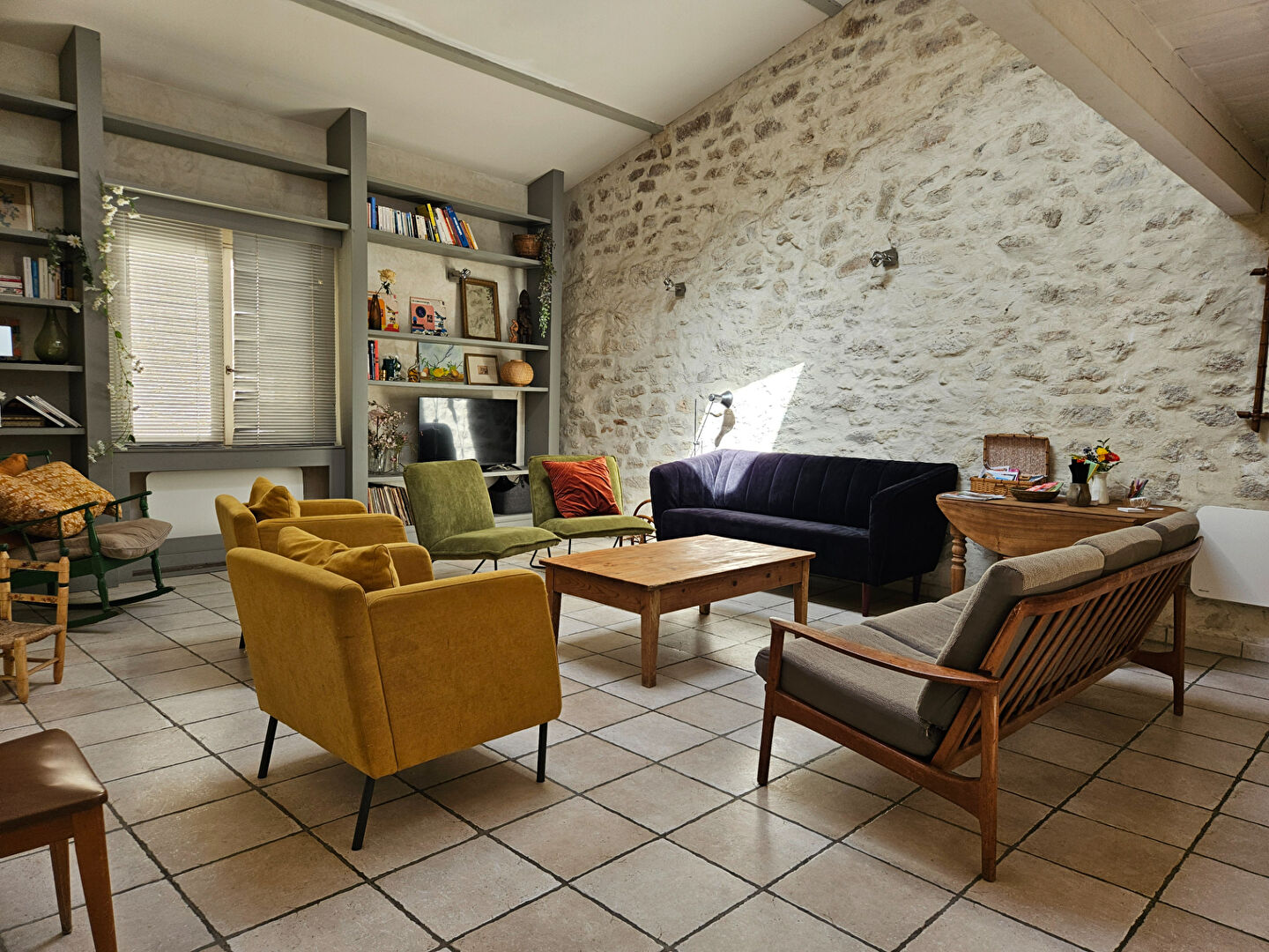 Agence immobilière de SARL CARDINAL - VILLENEUVE LES AVIGNON - CARDINAL - LES ANGLES