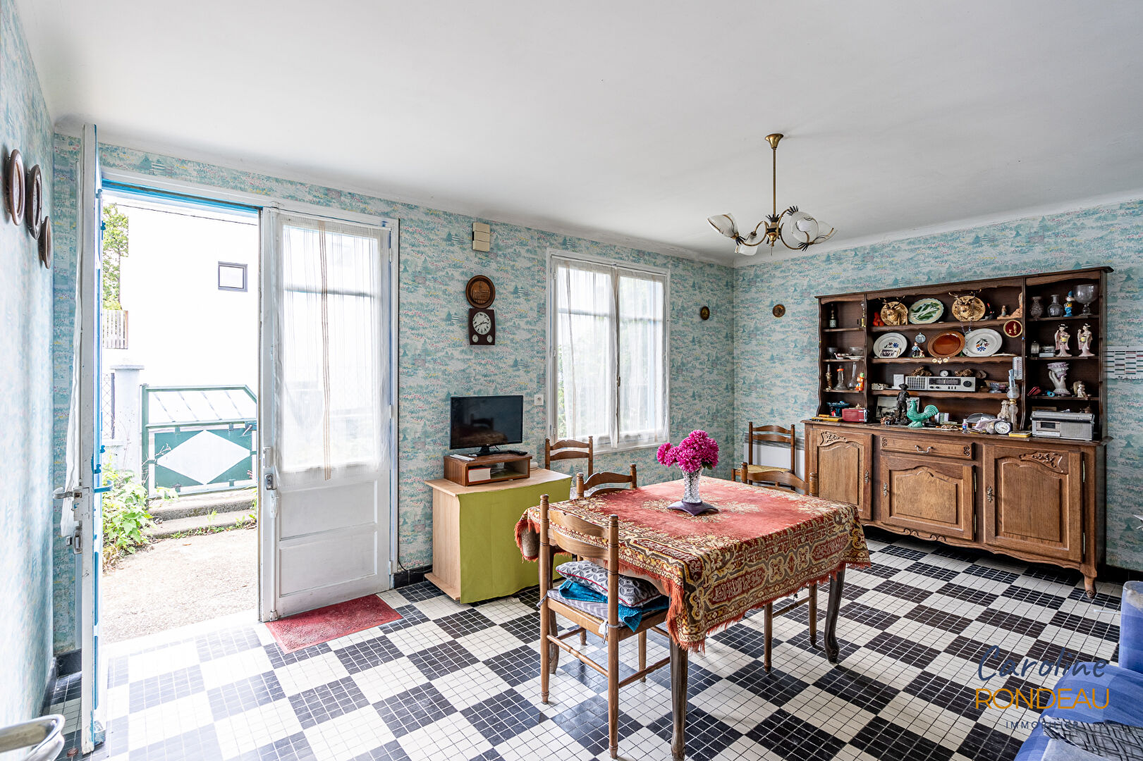 SOUS OFFRE D'ACHAT Petit Chantilly Maison de Plainpied a rénover