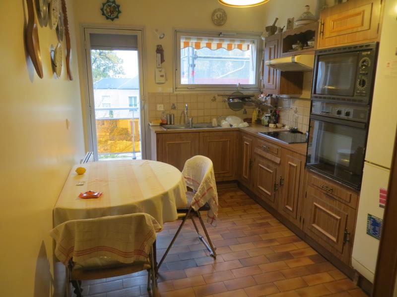 Photo LE PLESSIS ROBINSON - 4 PIECES image 2/4