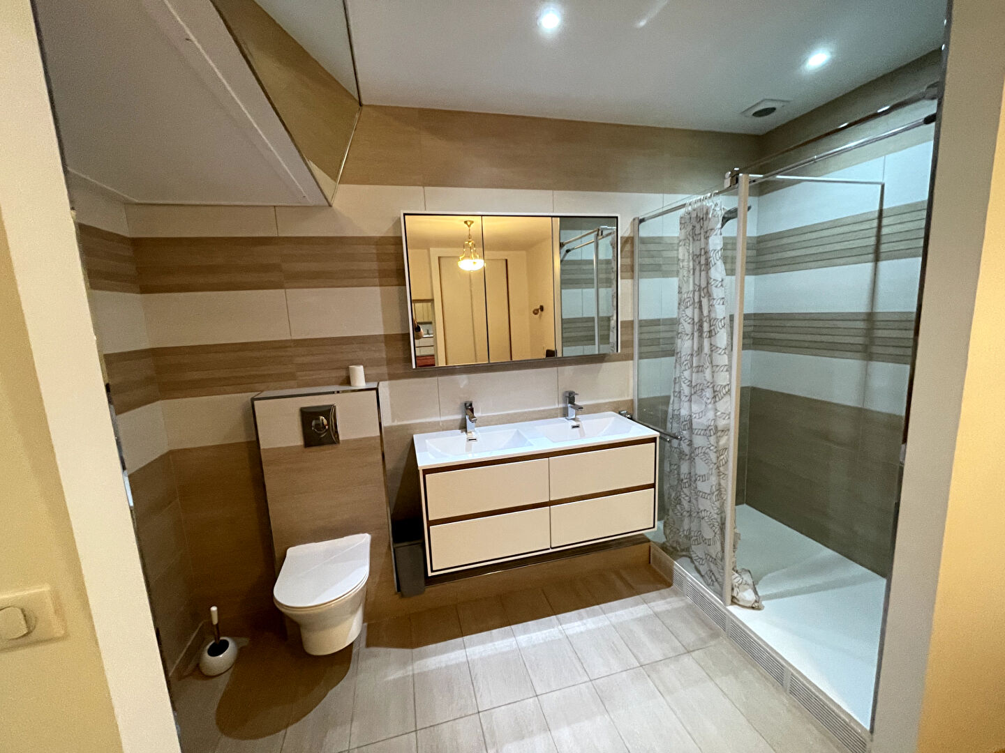 Agence immobilière de CASSANDRE IMMOBILIER Le plessis robinson - CASSANDRE IMMOBILIER