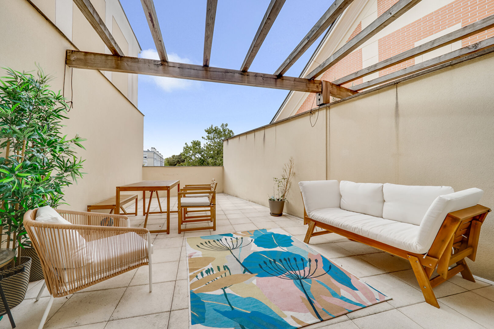 Agence immobilière de CASSANDRE IMMOBILIER Le plessis robinson - CASSANDRE IMMOBILIER