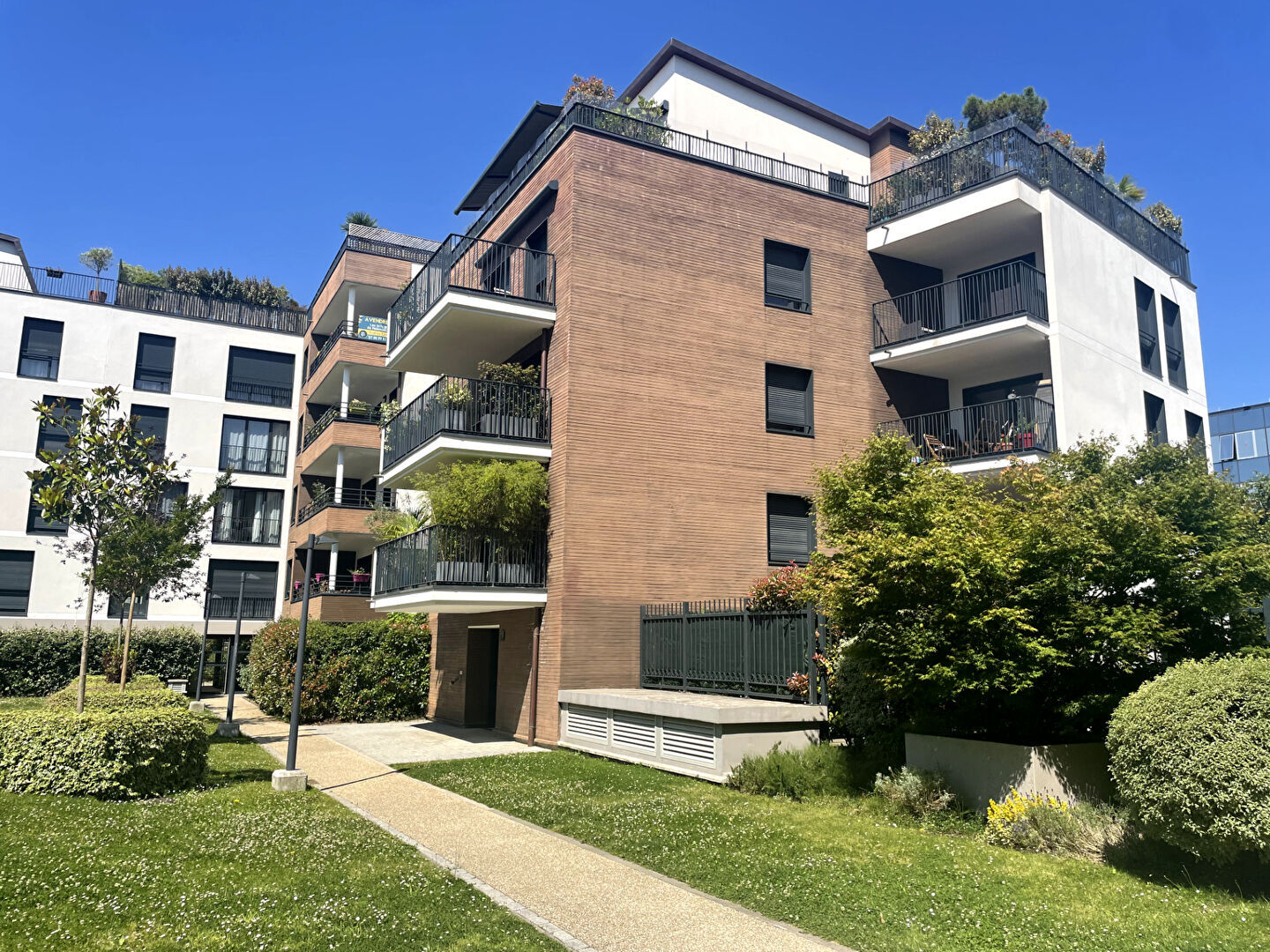 Agence immobilière de CASSANDRE IMMOBILIER Le plessis robinson - CASSANDRE IMMOBILIER