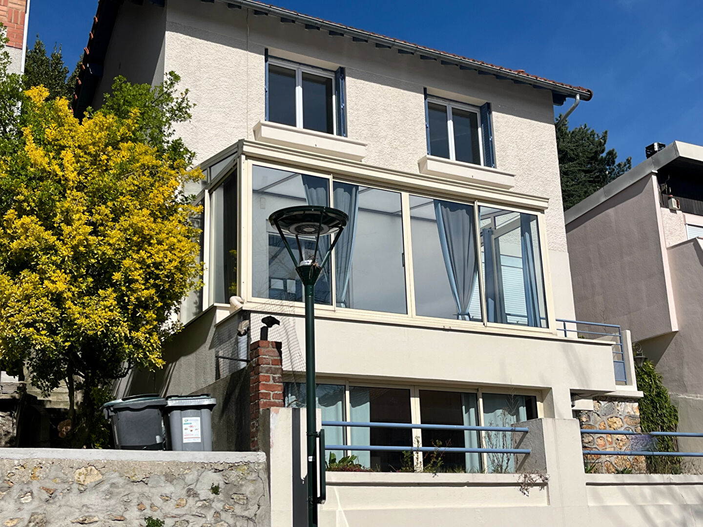 Agence immobilière de CASSANDRE IMMOBILIER Le plessis robinson - CASSANDRE IMMOBILIER