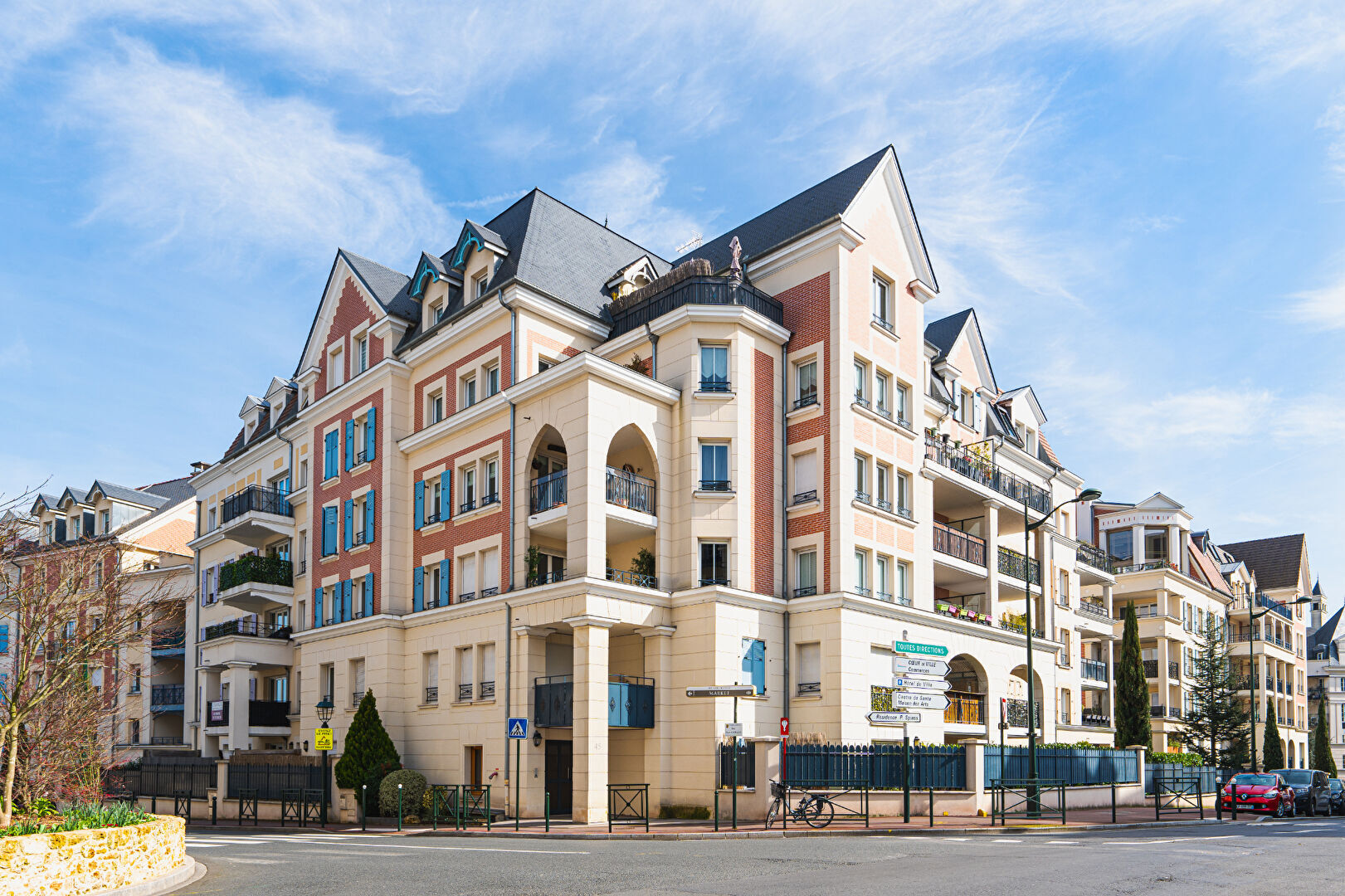 Agence immobilière de CASSANDRE IMMOBILIER Le plessis robinson