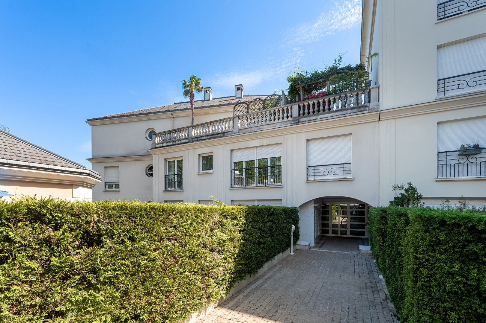 Agence immobilière de CASSANDRE IMMOBILIER Le plessis robinson