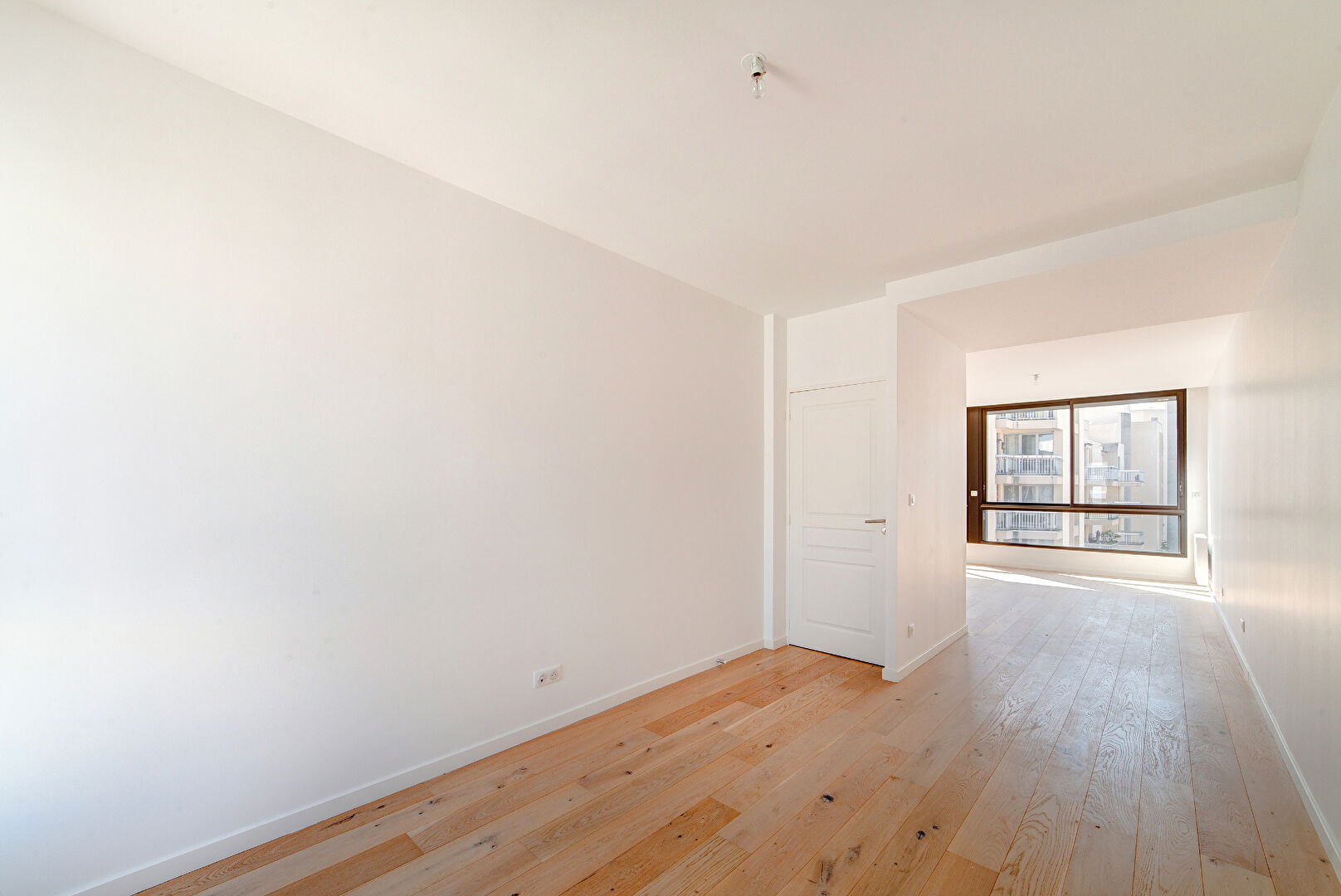 Appartement Lyon 8 - 5 pièces  126 m2
