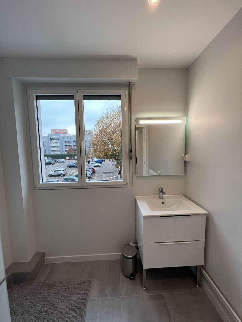 Photo COLOCATION MEUBLE image 6/6