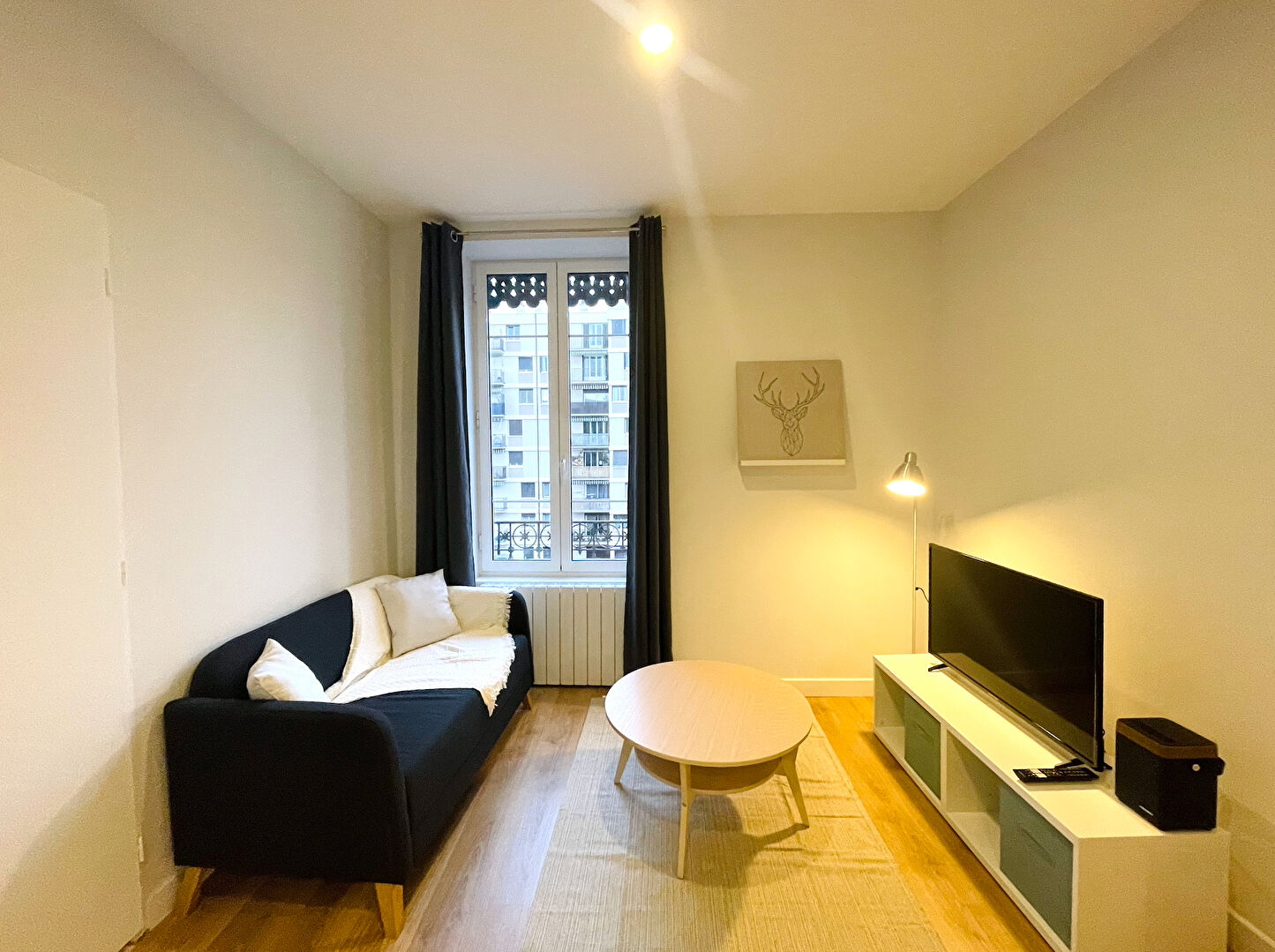 T2 VILLEURBANNE MEUBLE