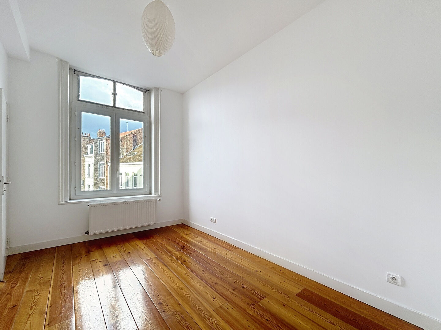 Photo T4 - Hyper Centre de Lille - 87,33 m2 image 6/6