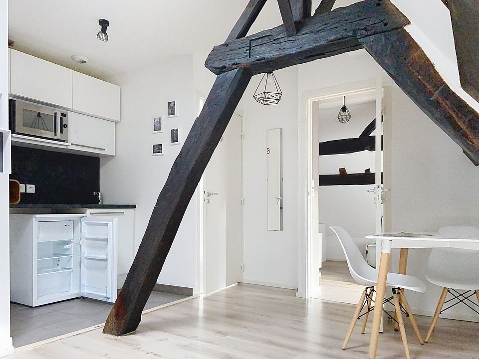 Agence immobilière de CAVROIS IMMOBILIER Lille