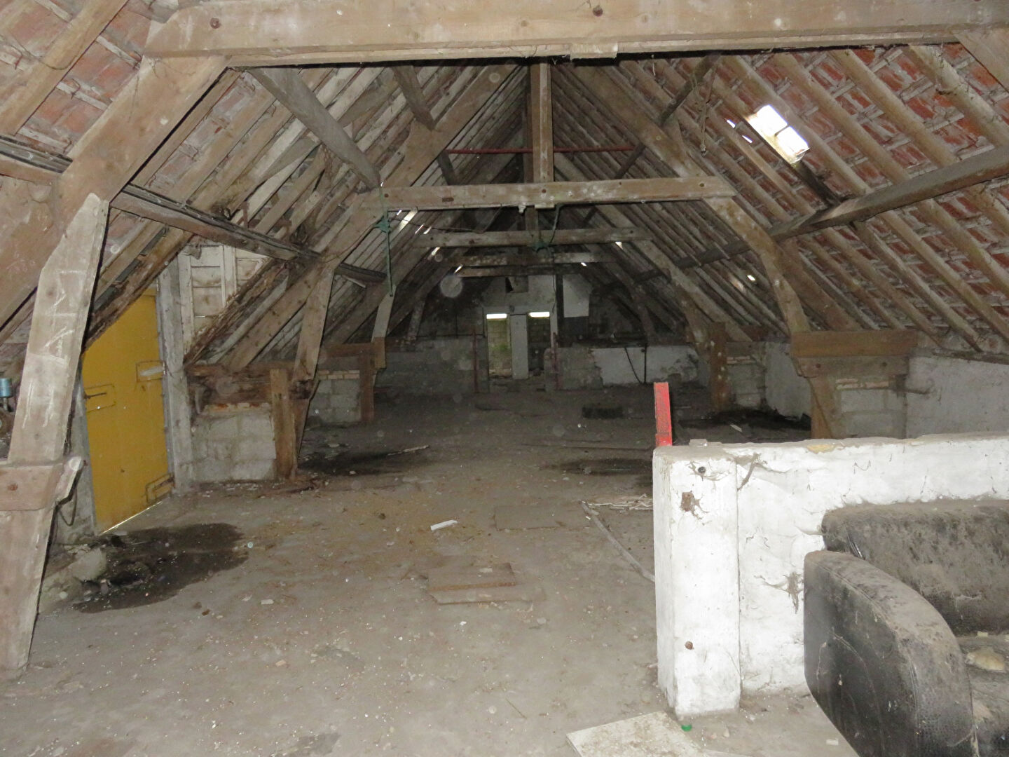 Photo Corp de ferme sur 9761 m de parcelle image 6/6