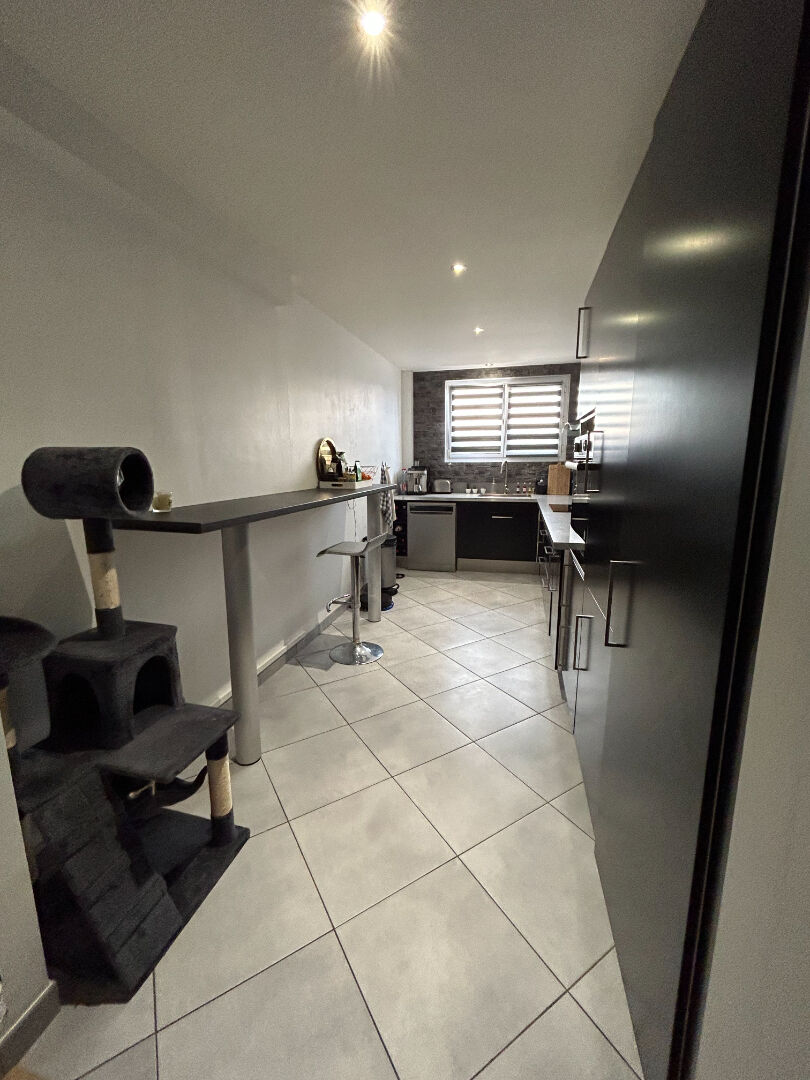 Photo Appartement  2 chambres avec petite extérieur 89.32 m2 image 3/6