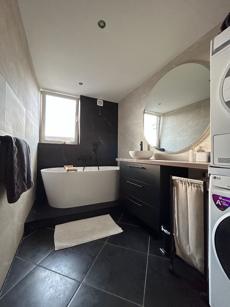 Photo Appartement  2 chambres avec petite extérieur 89.32 m2 image 6/6