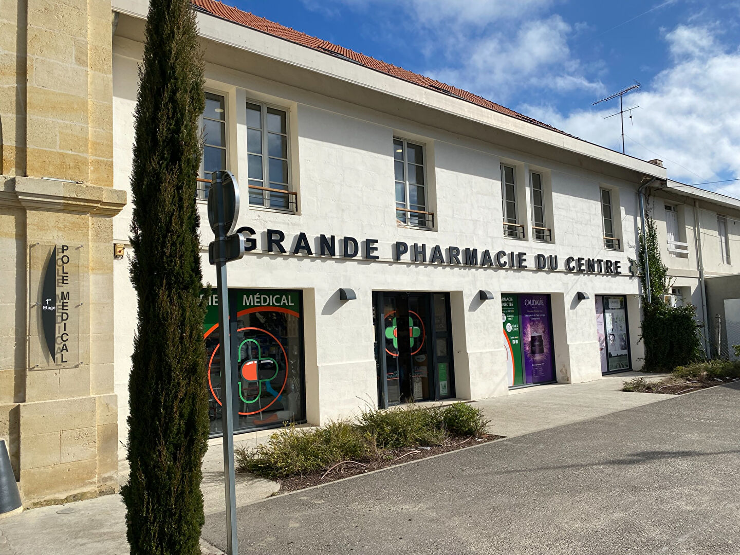 Agrandir la photo Local commercial à louer - 65.93 m2 - 33 - Gironde