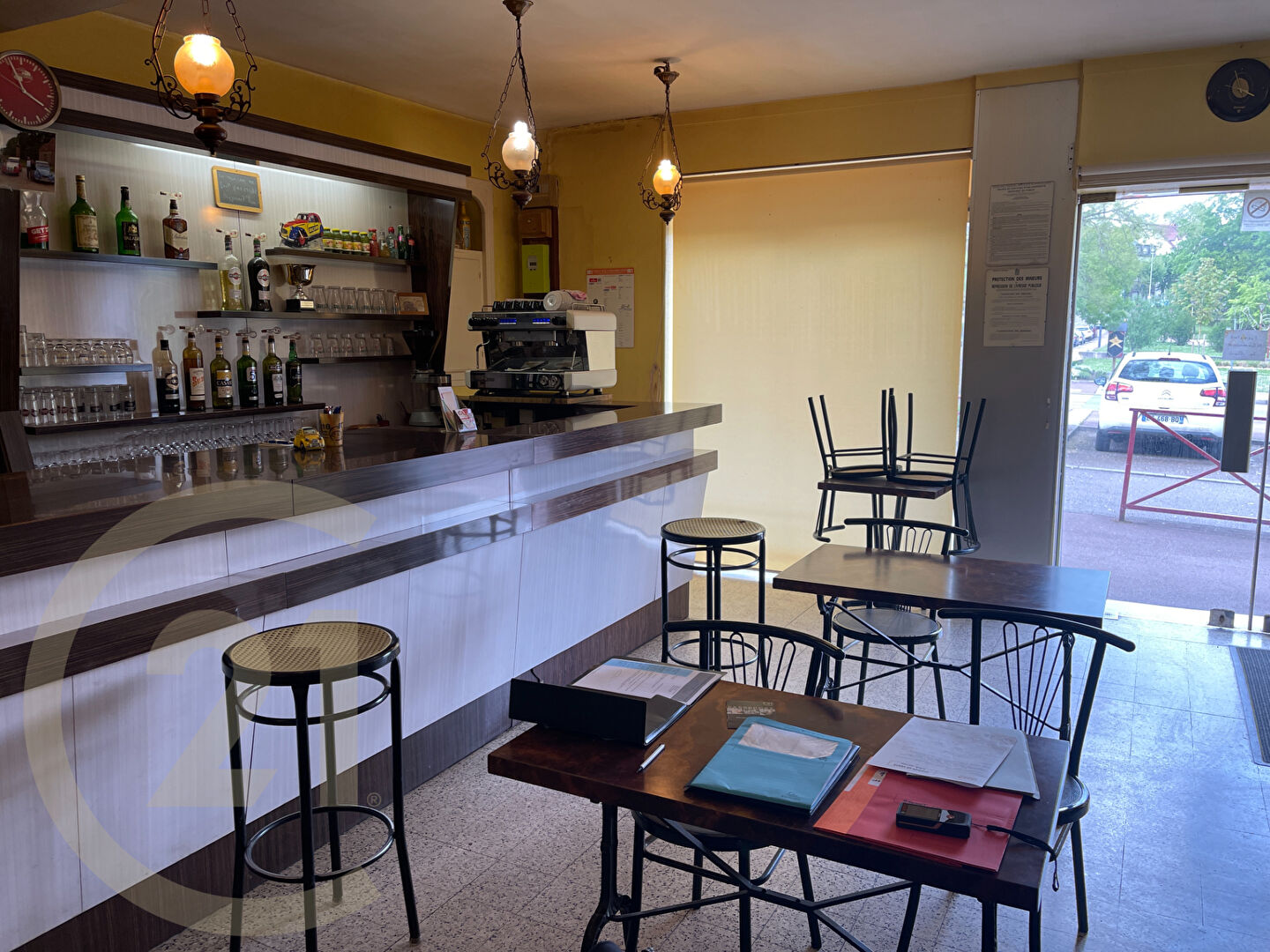 Agrandir la photo Bar à vendre - 75.0 m2 - 71 - Saone-et-Loire
