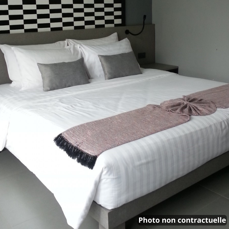 Hôtel à vendre - 1.0 m2 - 39 - Jura