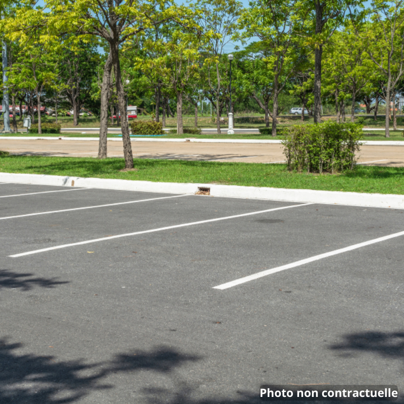 Local commercial à louer - 167.0 m2 - 39 - Jura