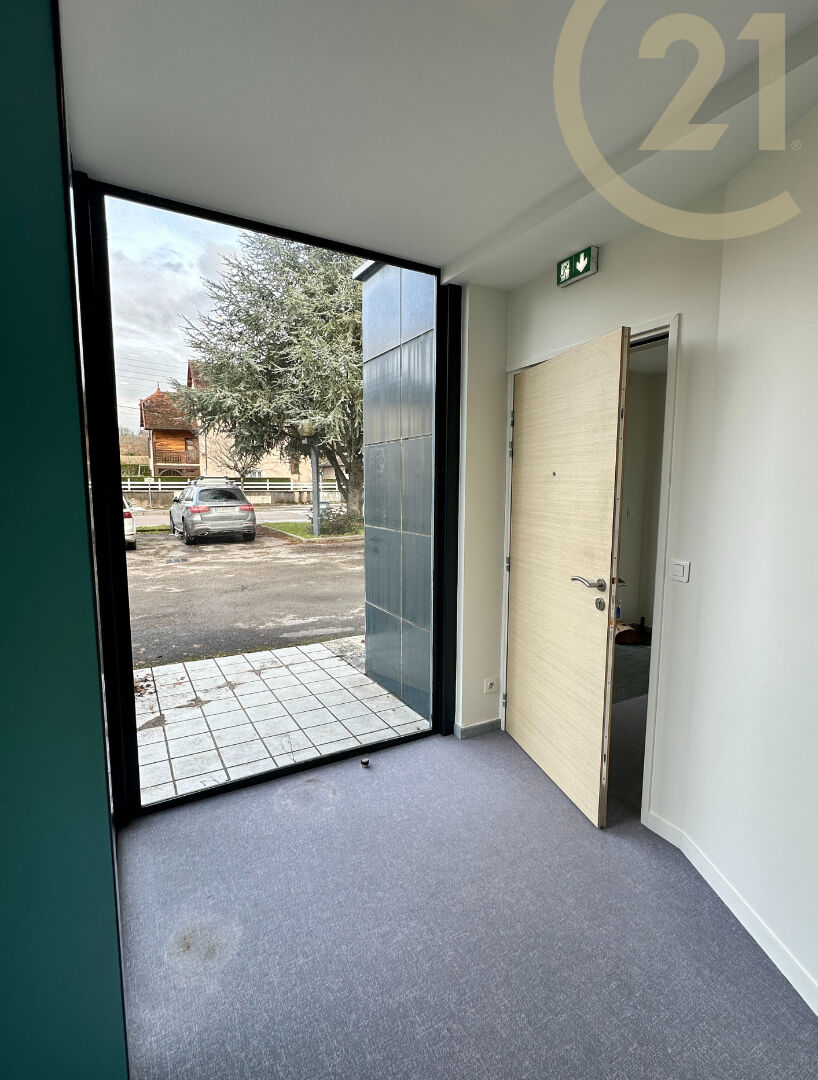 Bureaux à louer - 48.0 m2 - 39 - Jura