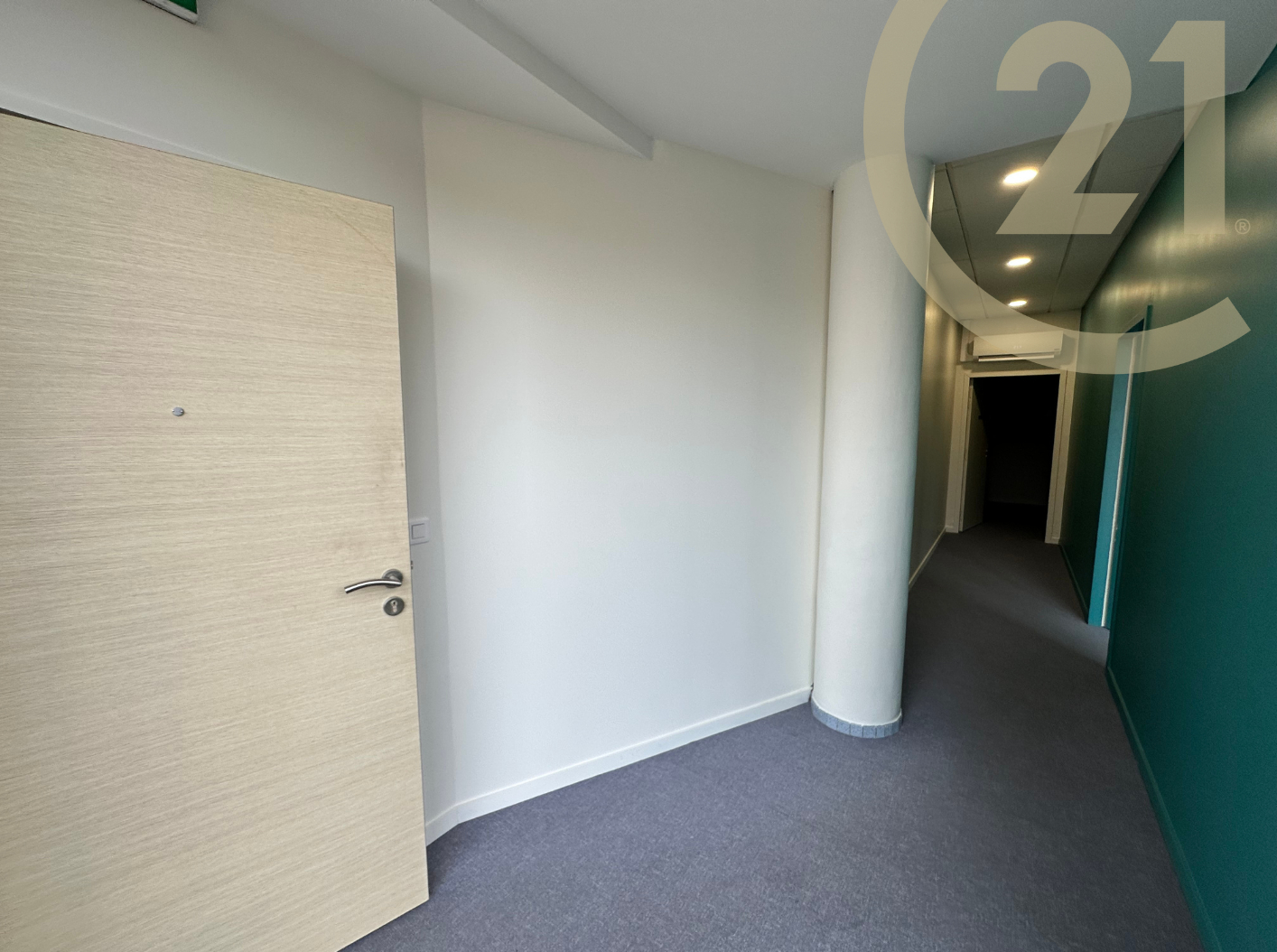 Bureaux à louer - 48.0 m2 - 39 - Jura