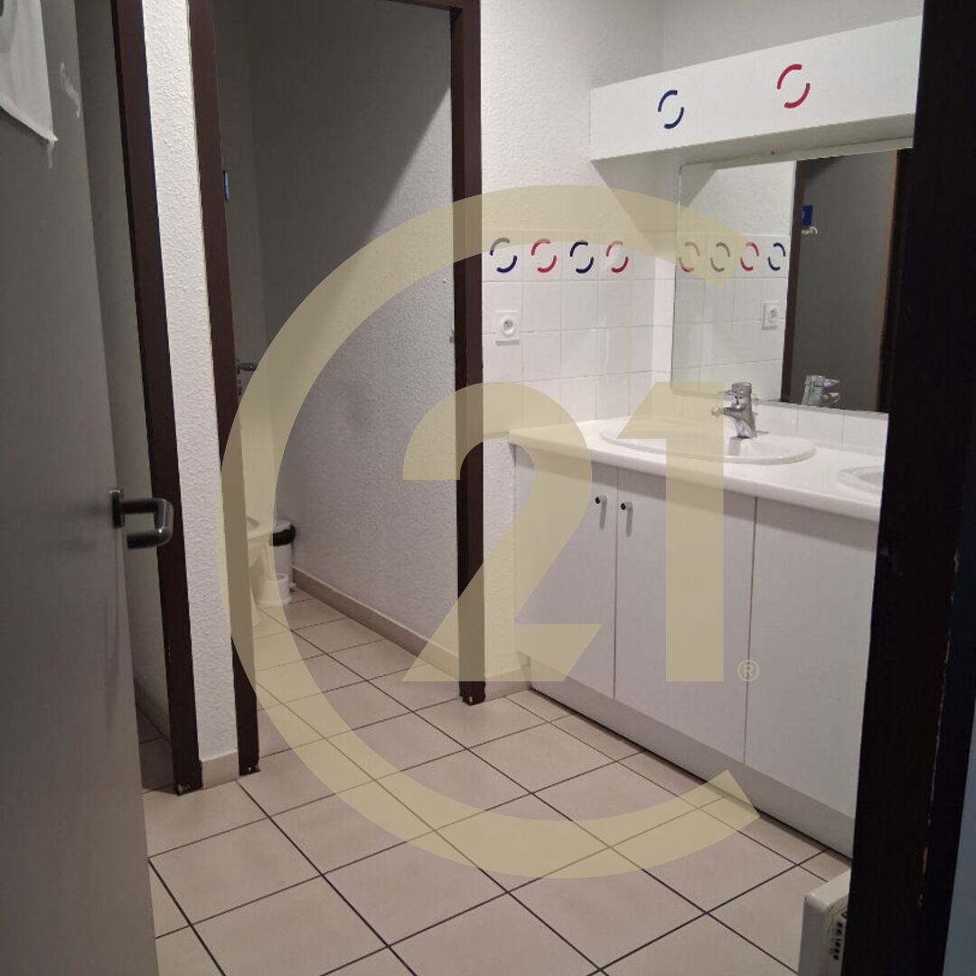 Bureaux à louer - 16.0 m2 - 01 - Ain