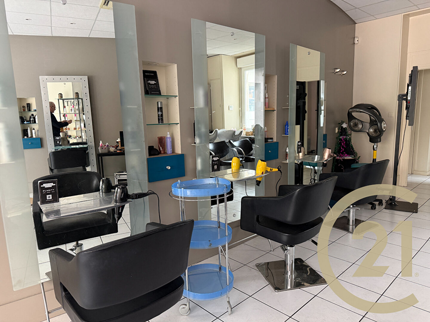 Local commercial à louer - 69.59 m2 - 71 - Saone-et-Loire