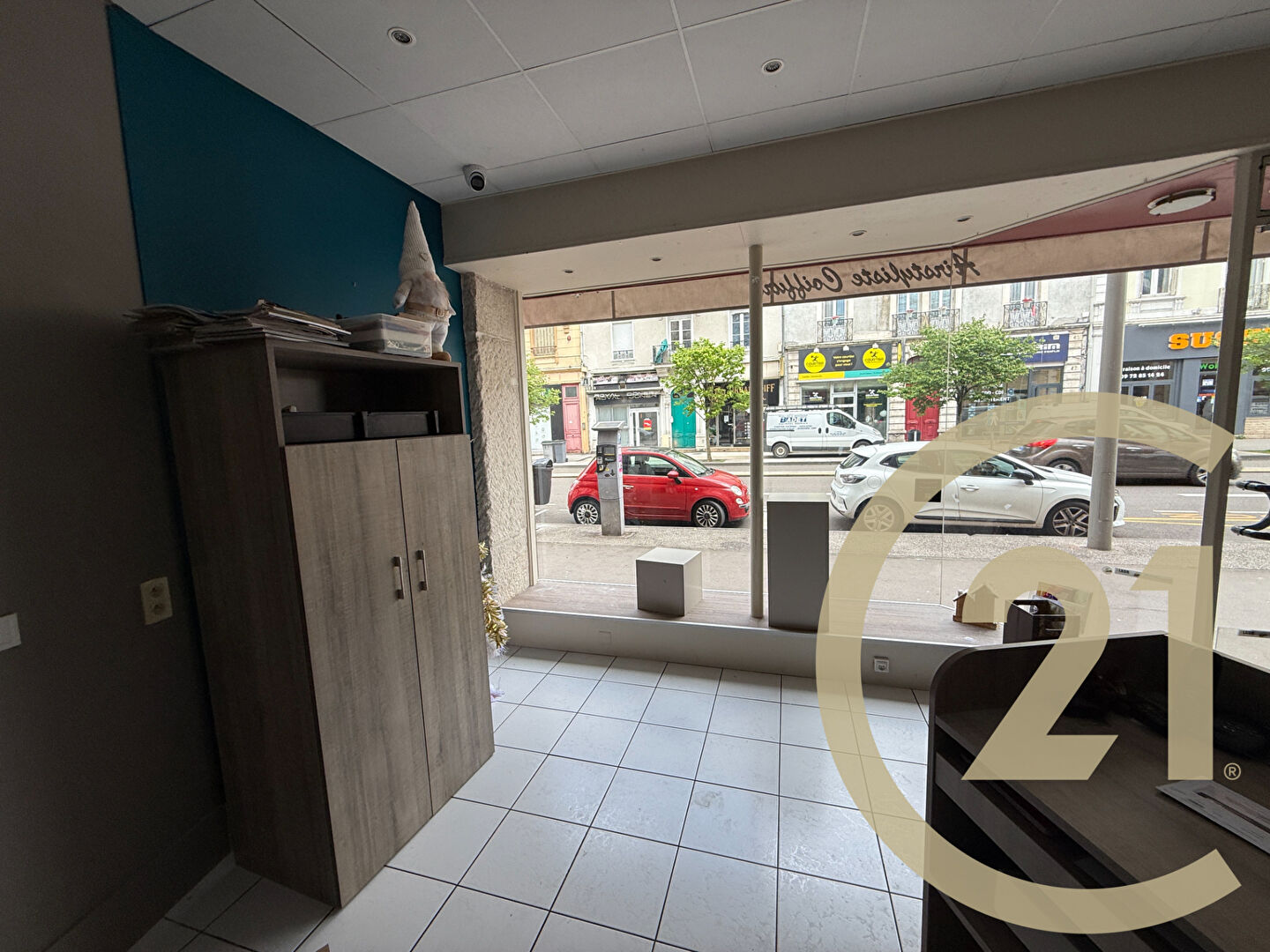 Local commercial à louer - 69.59 m2 - 71 - Saone-et-Loire