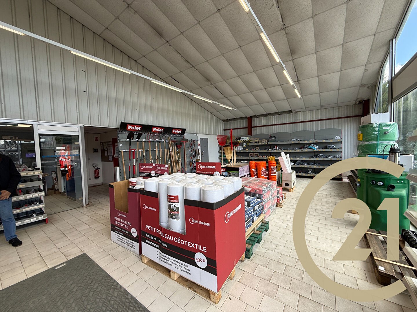 Local commercial à louer - 380.0 m2 - 71 - Saone-et-Loire