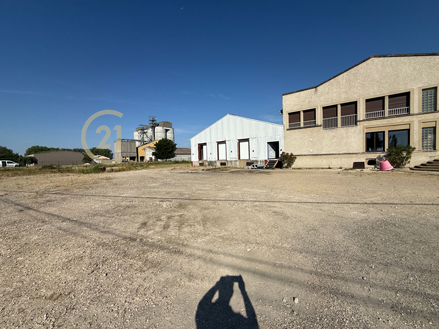 Local commercial à vendre - 1800.0 m2 - 71 - Saone-et-Loire