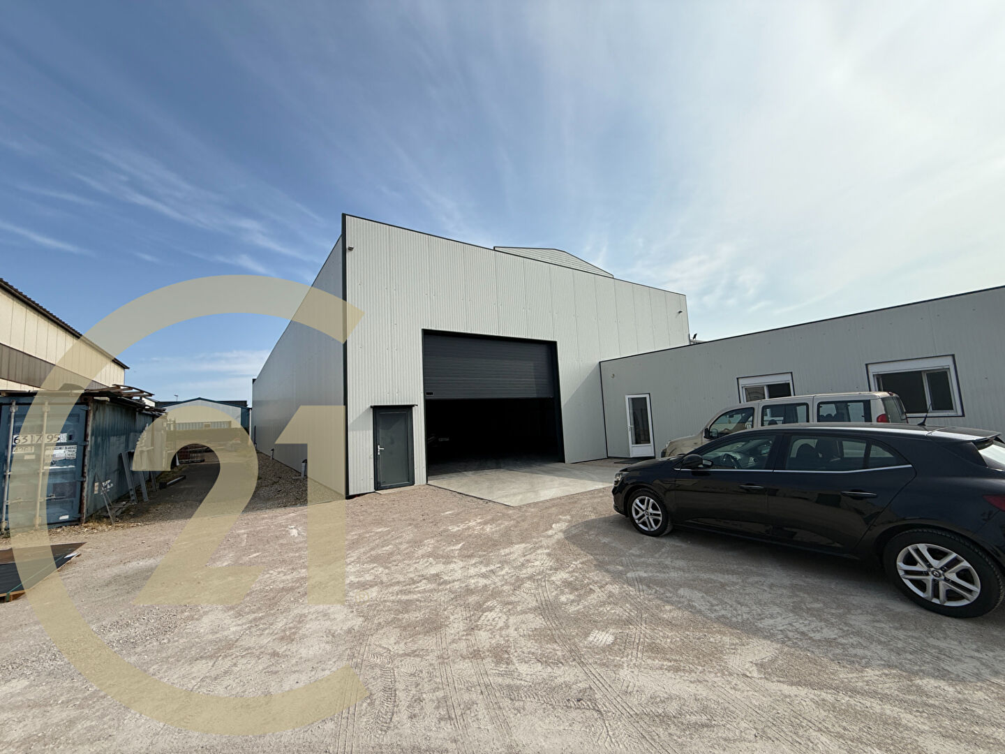 Local commercial à louer - 645.0 m2 - 71 - Saone-et-Loire