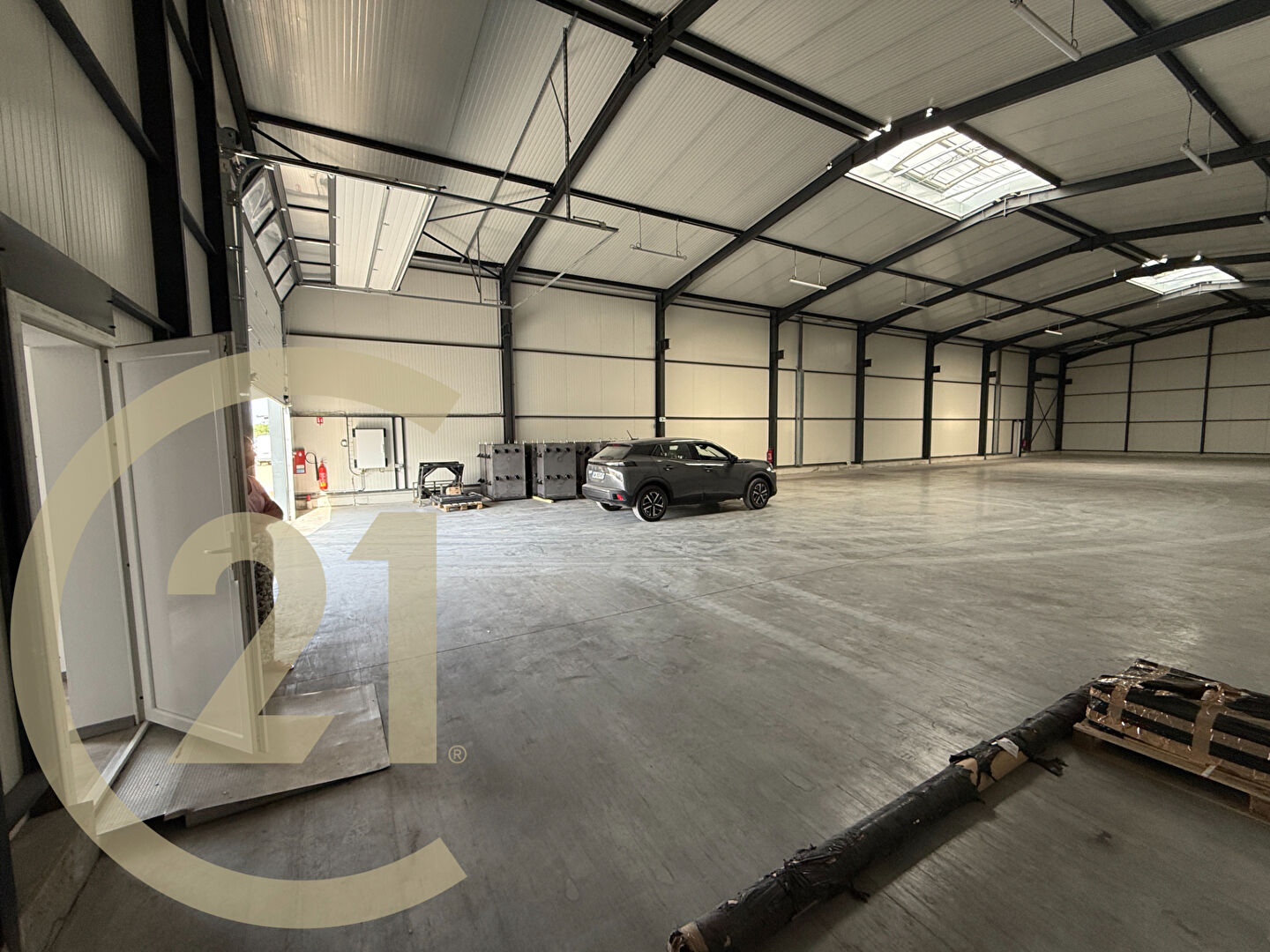Local commercial à louer - 645.0 m2 - 71 - Saone-et-Loire