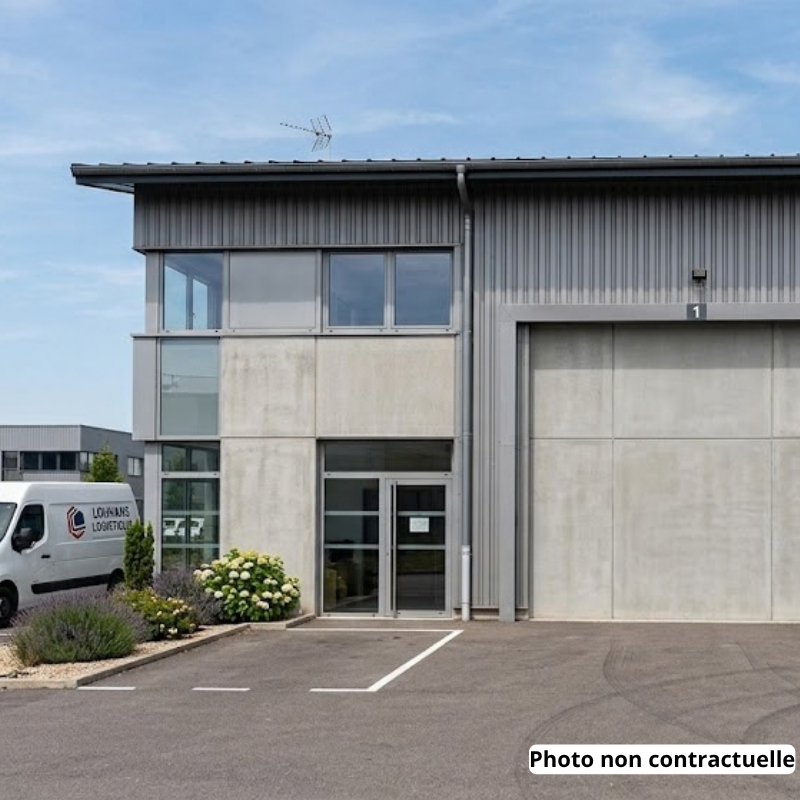 Entrepôt à vendre - 2500.0 m2 - 39 - Jura