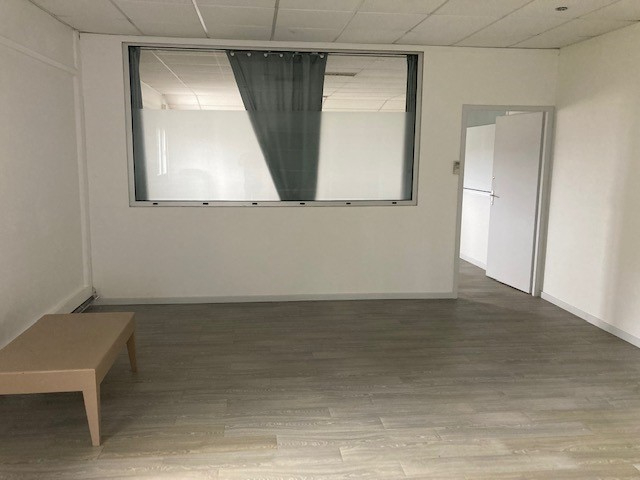 Agrandir la photo Bureaux à louer - 60.0 m2 - 64 - Pyrenees-Atlantiques