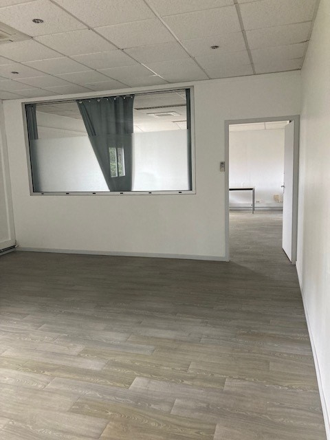 Agrandir la photo Bureaux à louer - 60.0 m2 - 64 - Pyrenees-Atlantiques