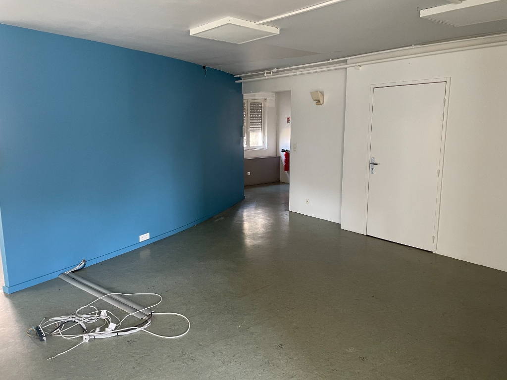 Agrandir la photo Bureaux à louer - 160.0 m2 - 64 - Pyrenees-Atlantiques