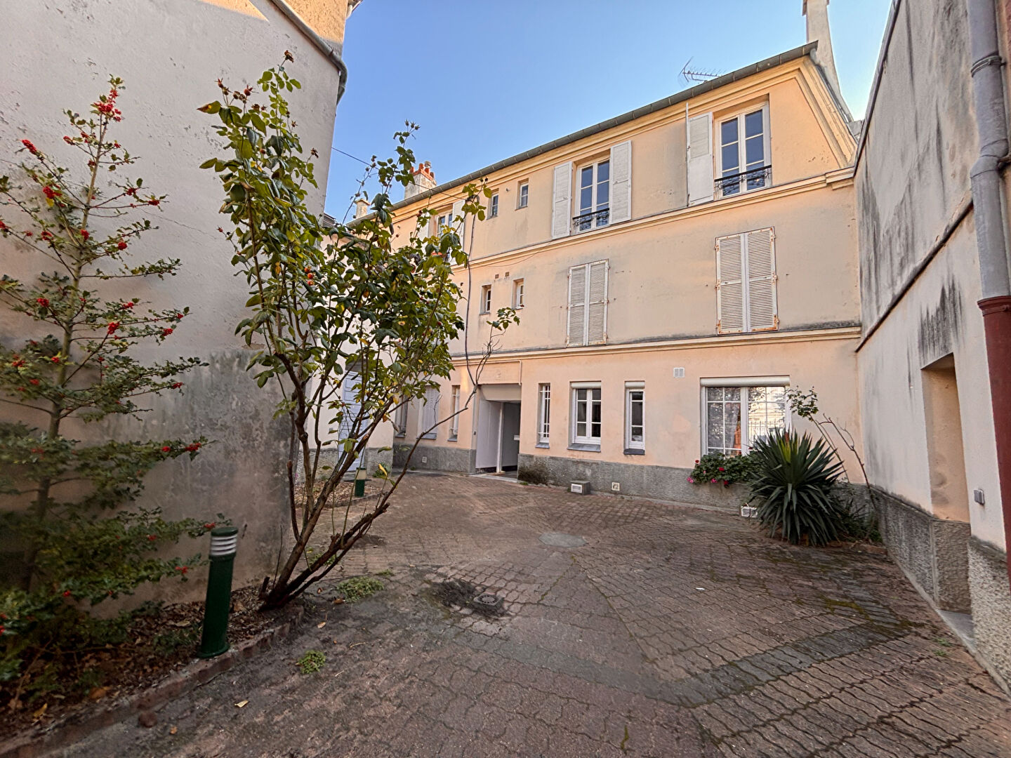 Photo Appartement Saint Leu La Foret 2 pièce(s) image 1/5