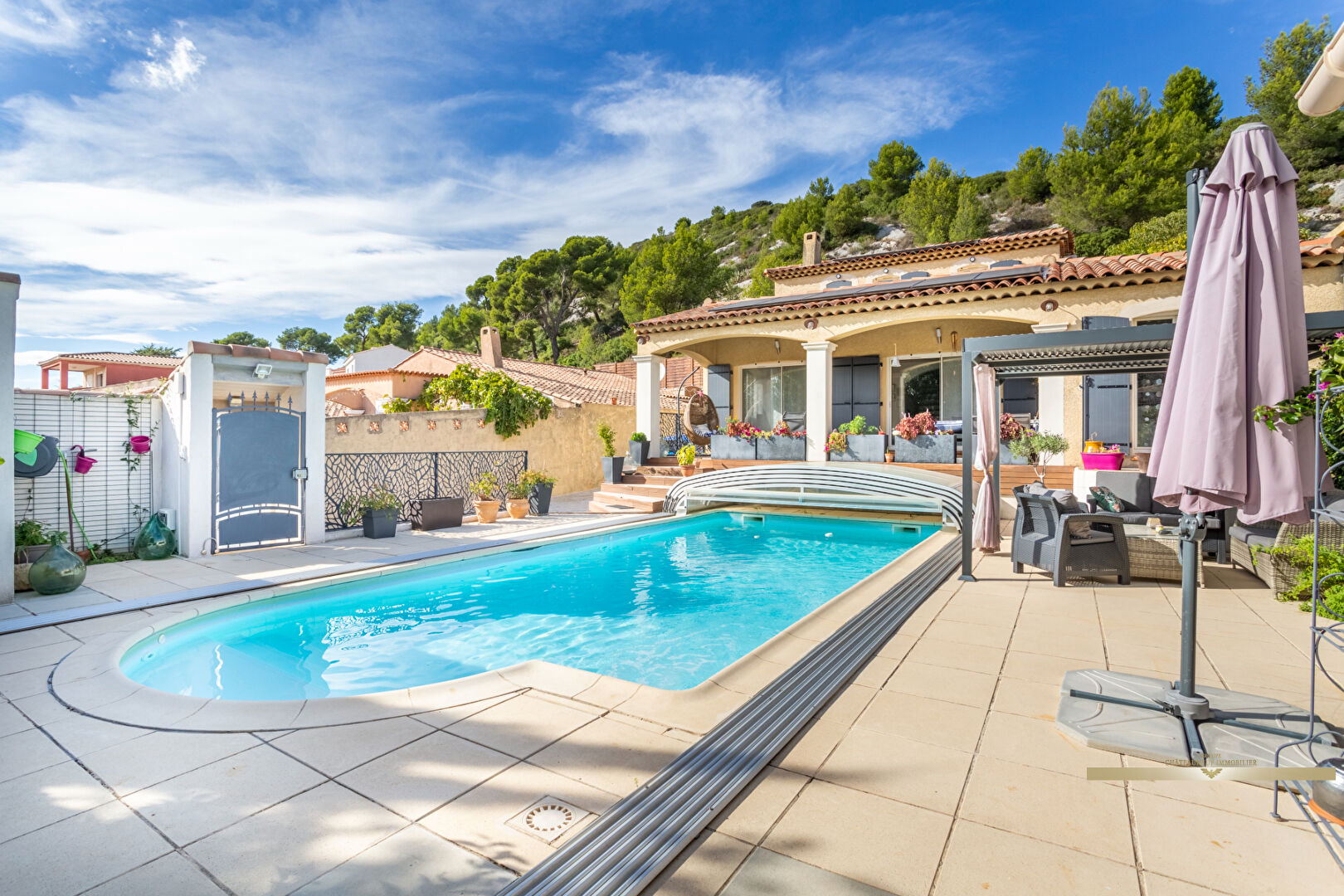 Agence immobilière de AGENCE CHATEAUNEUF IMMOBILIER GNI