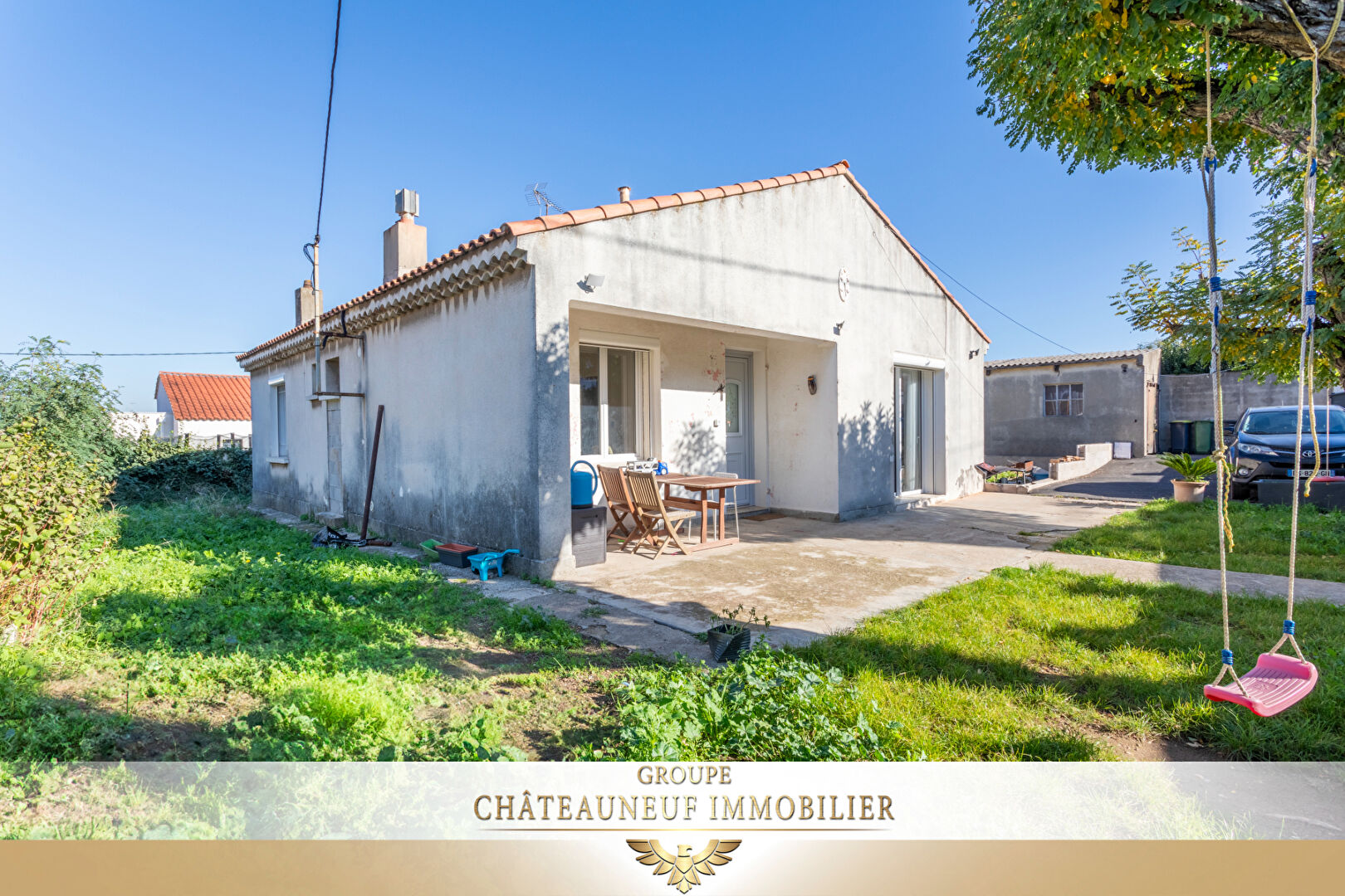 Photo MAISON TYPE 4 / 92M² / PARCELLE 614M² / CHATEAUNEUF LES MARTIGUES / GARAGE image 1/6