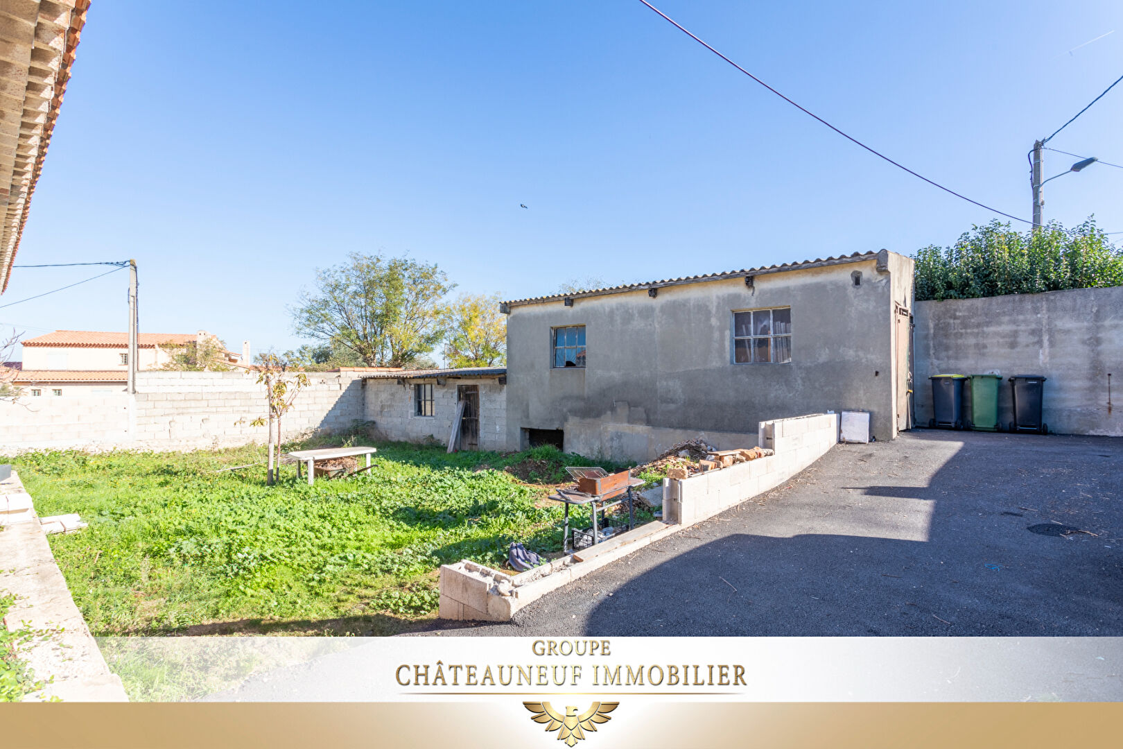 Photo MAISON TYPE 4 / 92M² / PARCELLE 614M² / CHATEAUNEUF LES MARTIGUES / GARAGE image 3/6