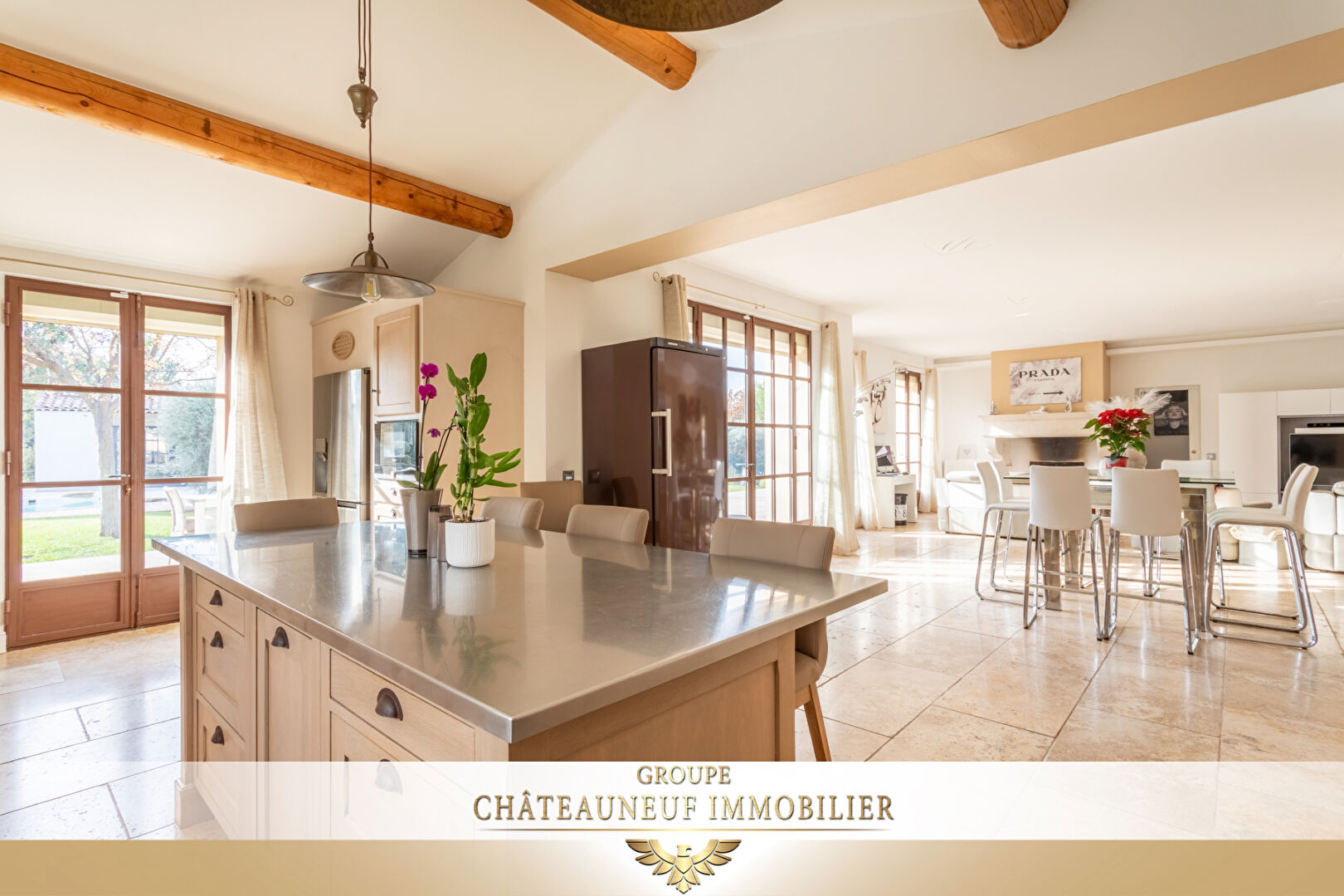 Maison Aix En Provence 4 pièce(s) 280 m² sur 3000 M² de terrain