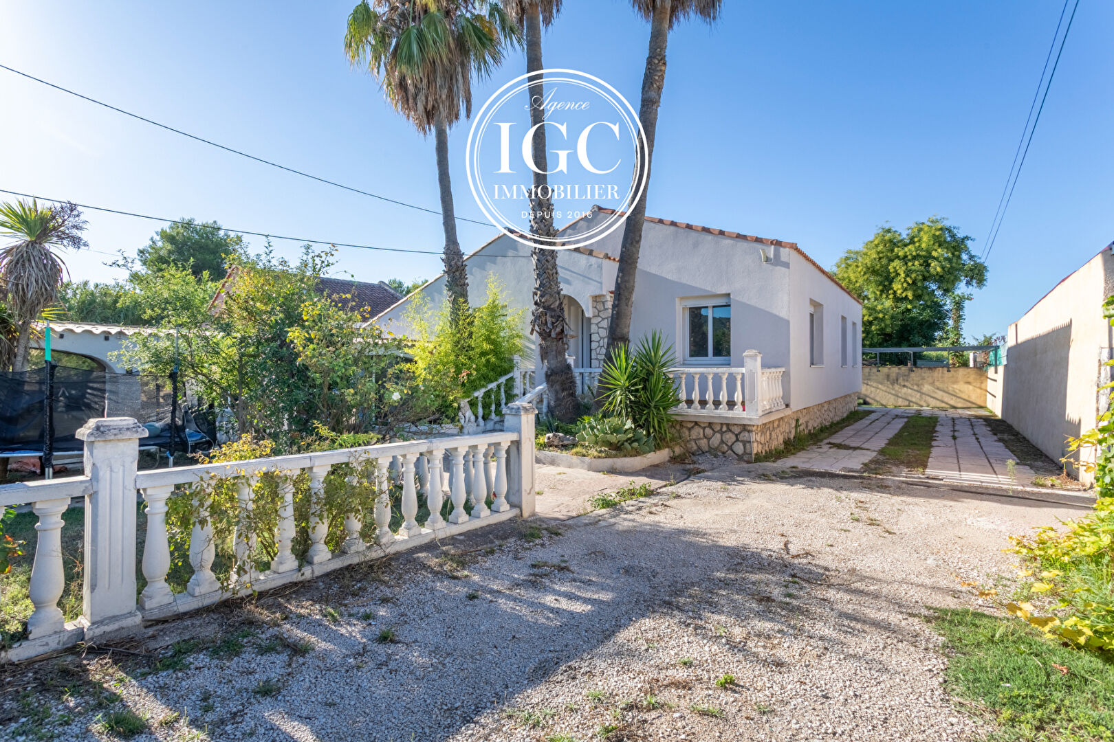 Agence immobilière de AGENCE CHATEAUNEUF IMMOBILIER GNI
