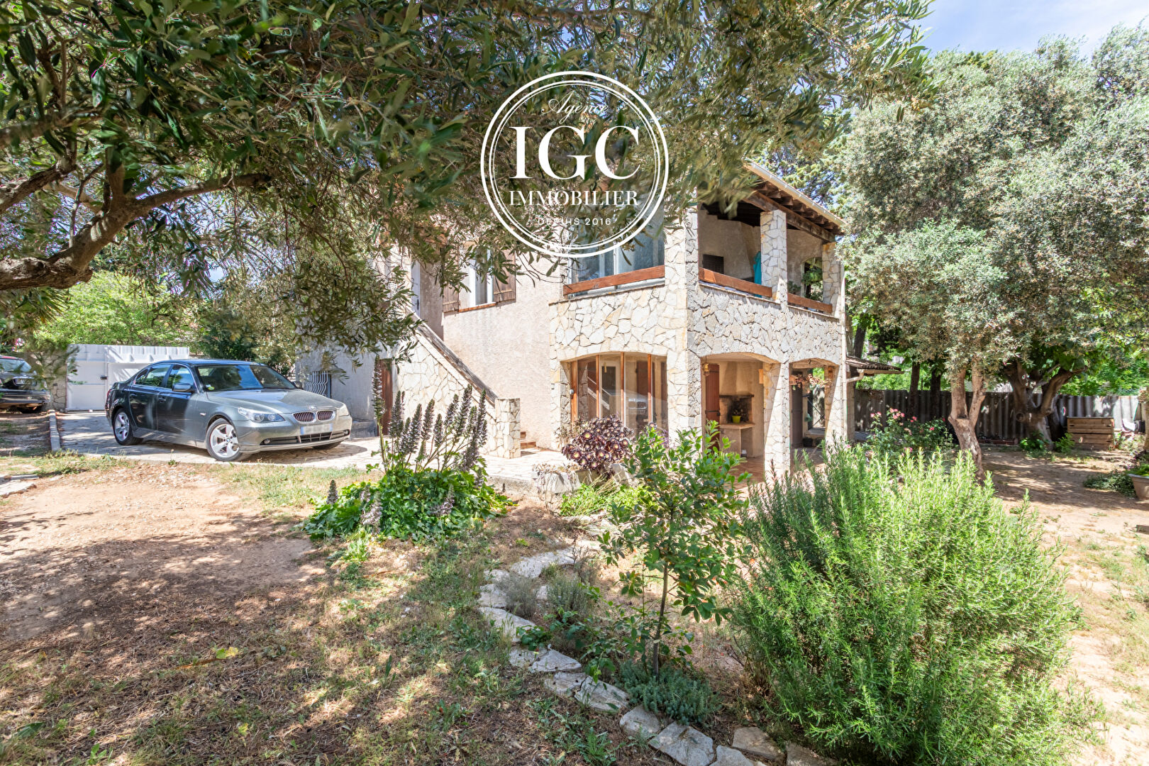 Agence immobilière de AGENCE CHATEAUNEUF IMMOBILIER GNI
