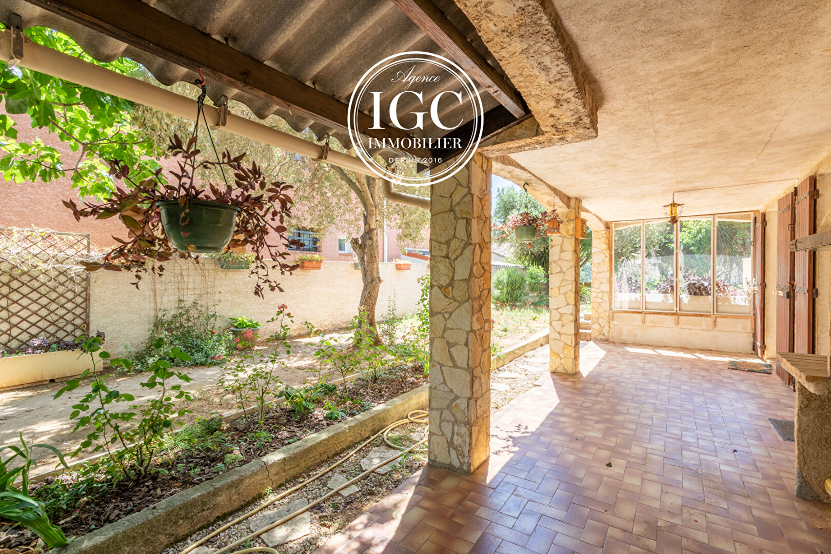 Agence immobilière de AGENCE CHATEAUNEUF IMMOBILIER GNI