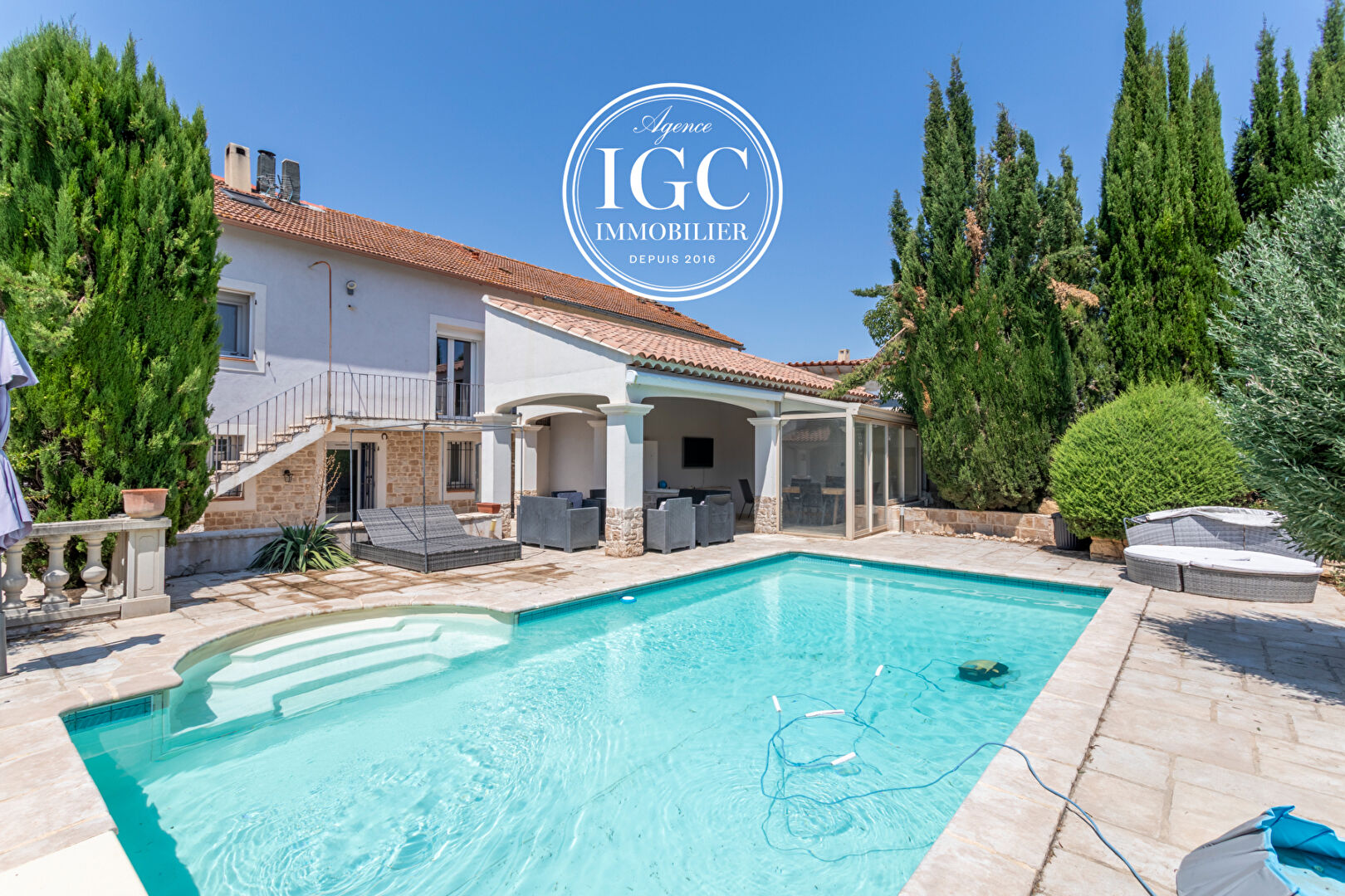 Agence immobilière de AGENCE CHATEAUNEUF IMMOBILIER GNI